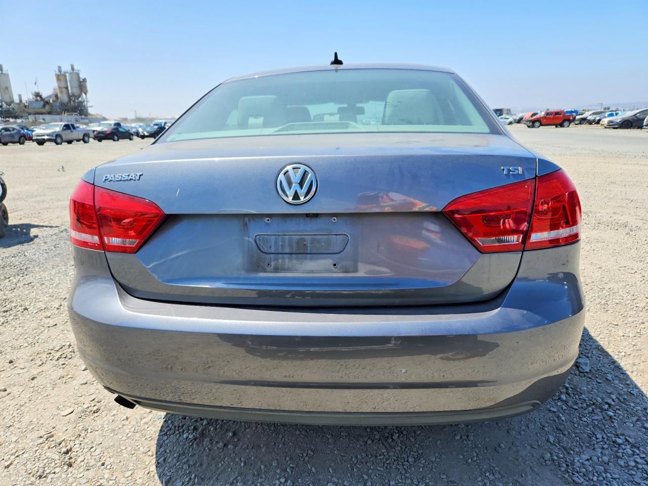 2015 Volkswagen Passat S Silver vin: 1VWAT7A39FC118016