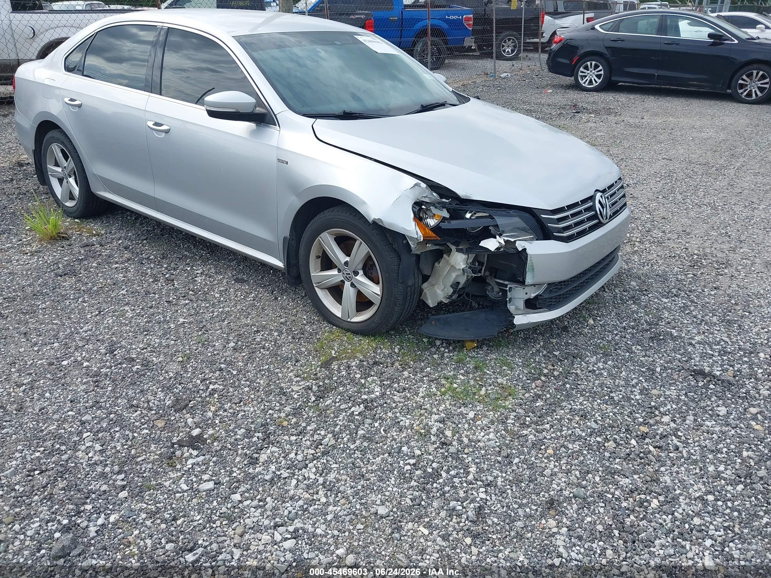 2015 Volkswagen Passat 1.8t Limited Edition Silver vin: 1VWAT7A39FC120736