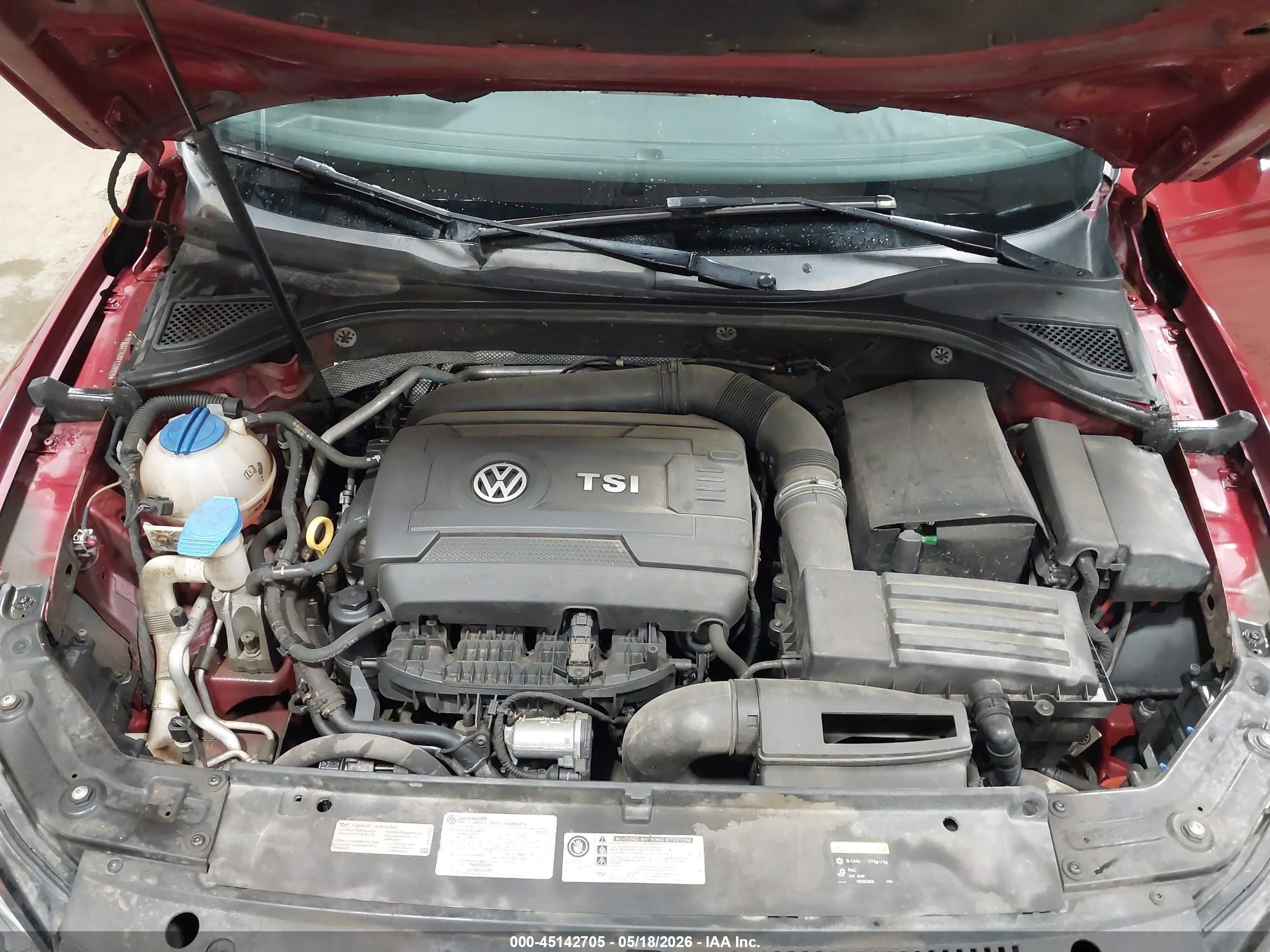 2015 Volkswagen Passat 1.8t Limited Edition Red vin: 1VWAT7A39FC120929