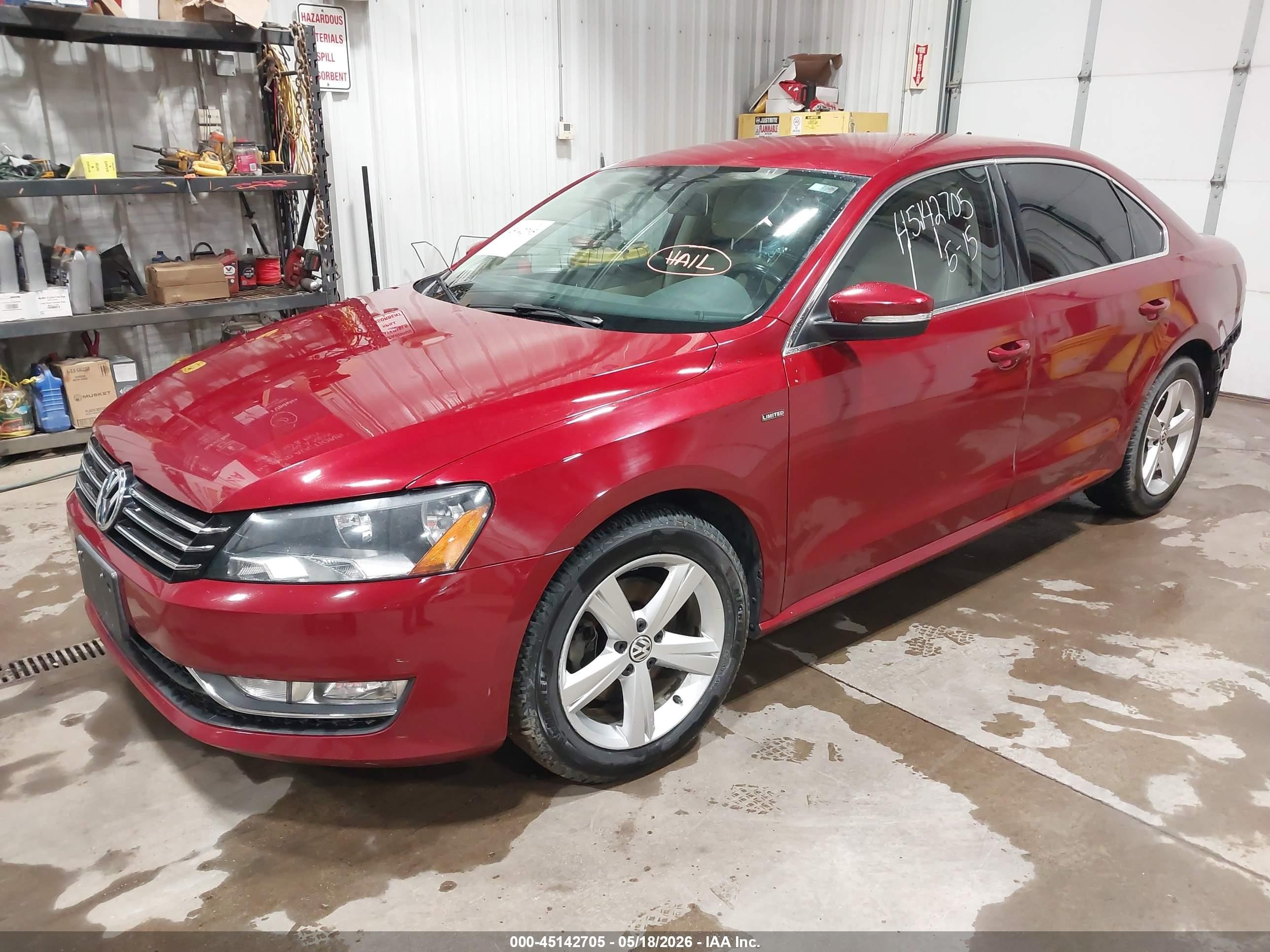 2015 Volkswagen Passat 1.8t Limited Edition Red vin: 1VWAT7A39FC120929