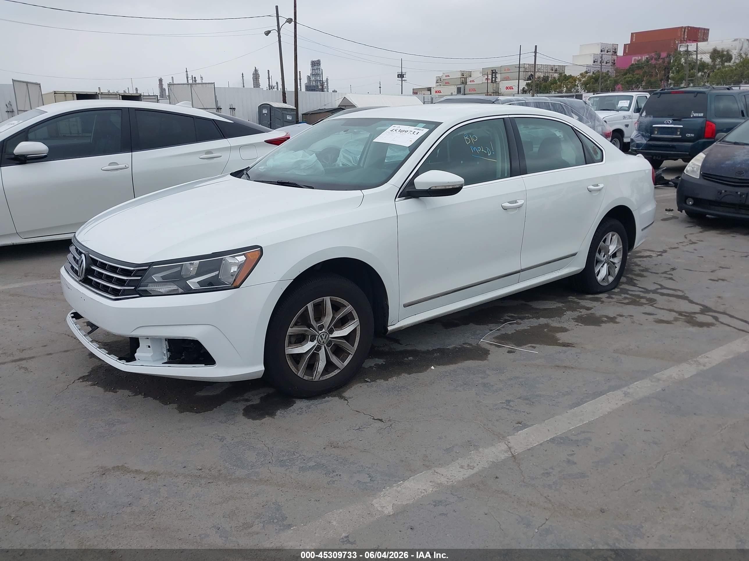 2016 Volkswagen Passat 1.8t S White vin: 1VWAT7A39GC054965