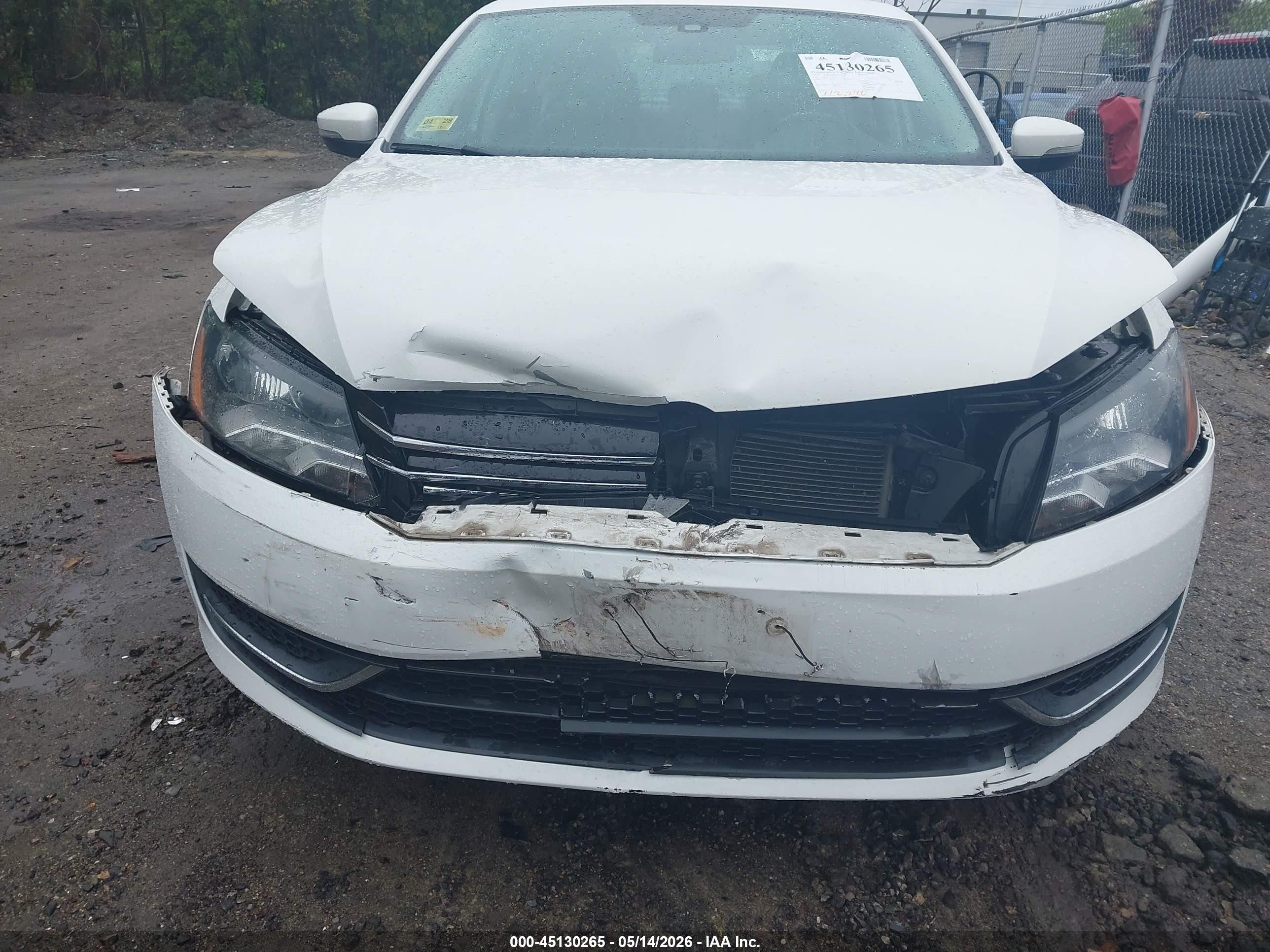 2014 Volkswagen Passat 1.8t Wolfsburg Edition White vin: 1VWAT7A3XEC026752
