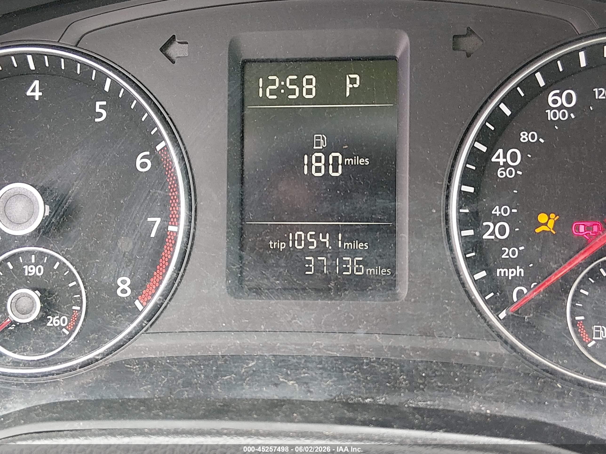 2014 Volkswagen Passat 1.8t Wolfsburg Edition Silver vin: 1VWAT7A3XEC031871