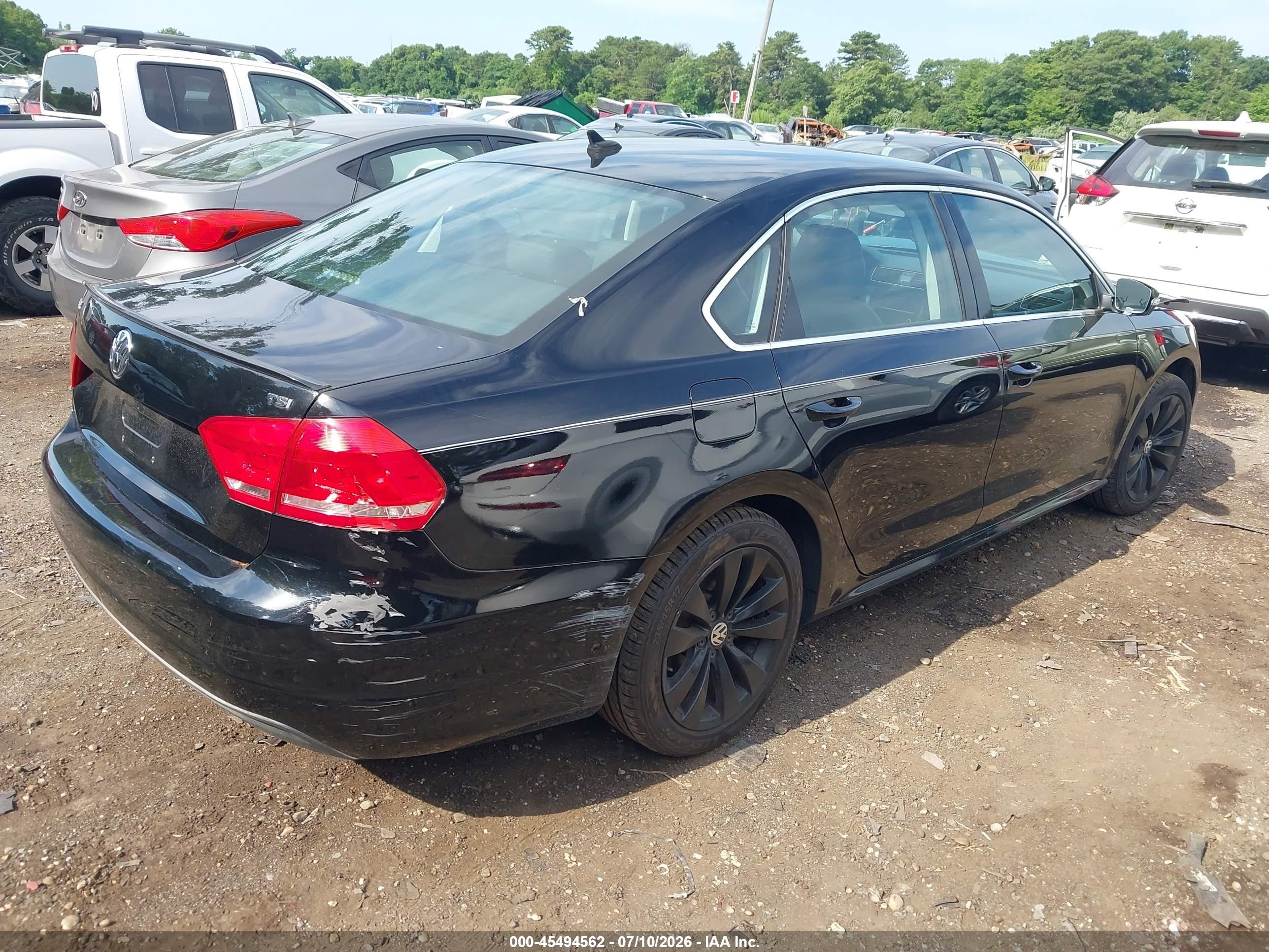 2014 Volkswagen Passat 1.8t Wolfsburg Edition Черный vin: 1VWAT7A3XEC060318