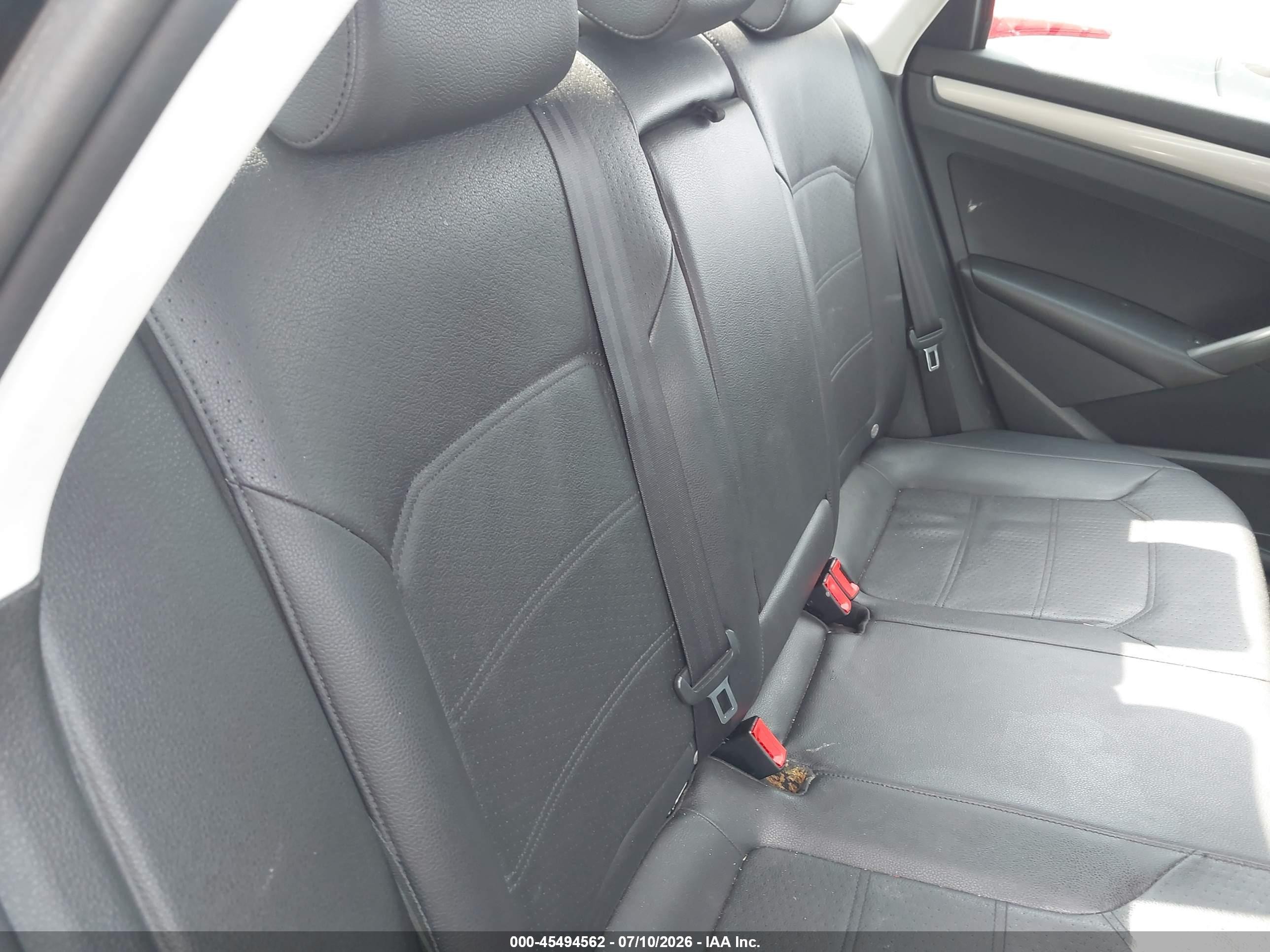 2014 Volkswagen Passat 1.8t Wolfsburg Edition Черный vin: 1VWAT7A3XEC060318