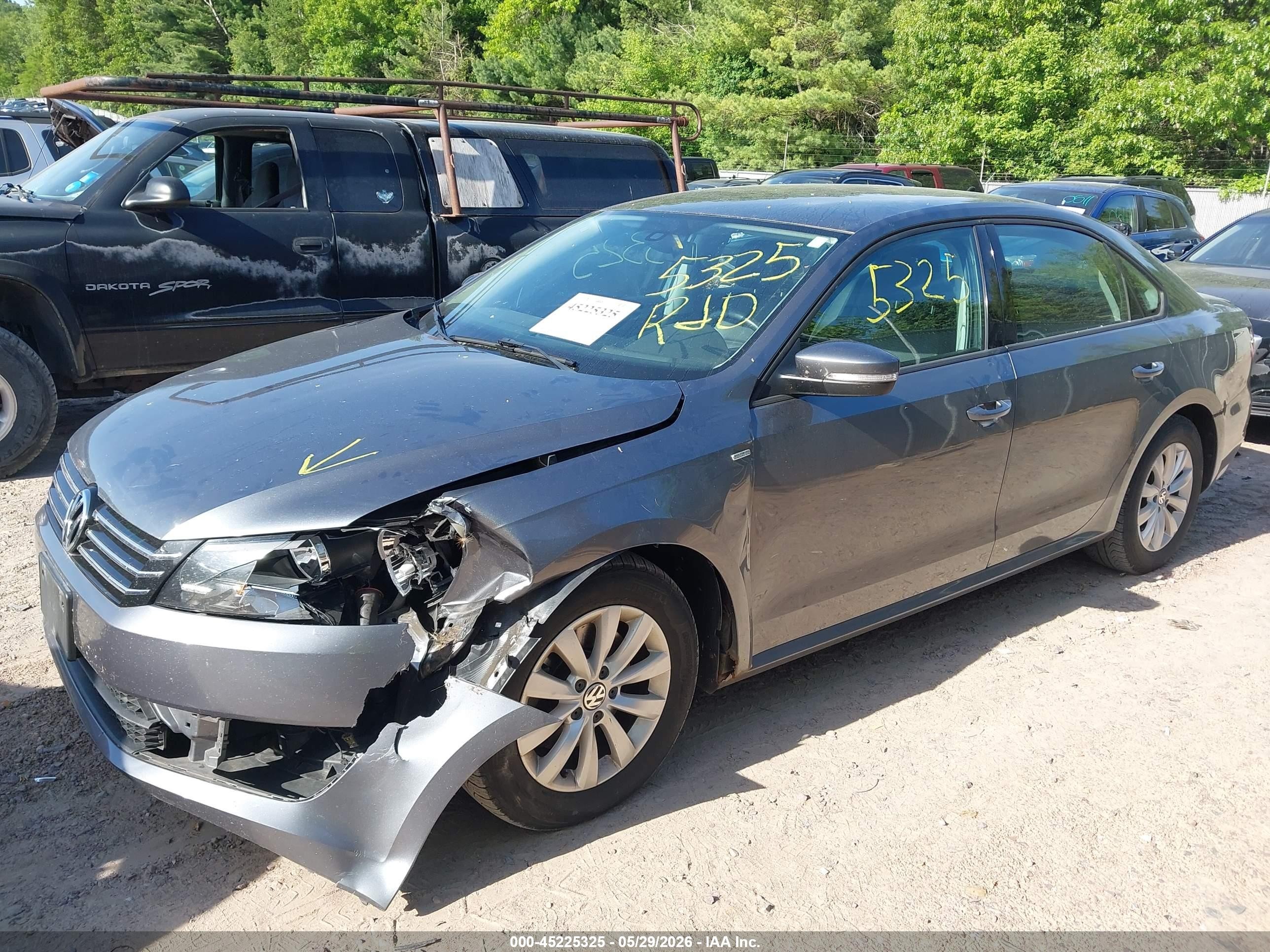 2014 Volkswagen Passat 1.8t Wolfsburg Edition Серый vin: 1VWAT7A3XEC077216
