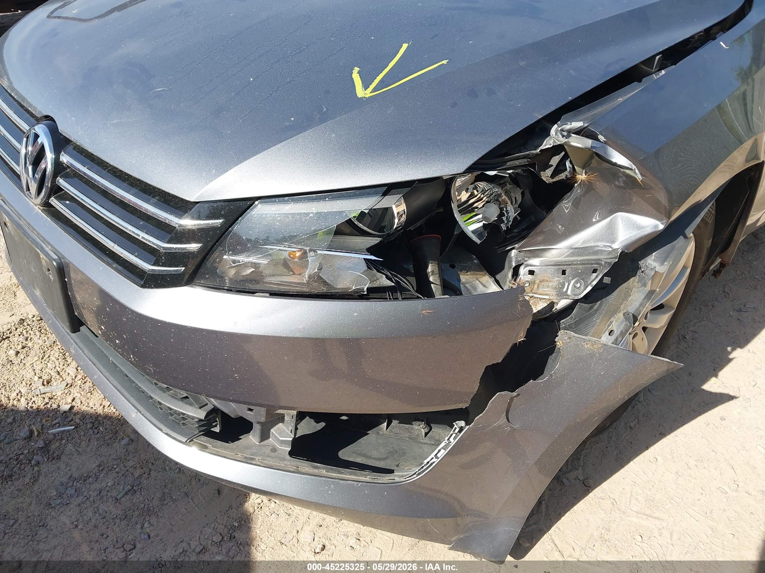 2014 Volkswagen Passat 1.8t Wolfsburg Edition Серый vin: 1VWAT7A3XEC077216