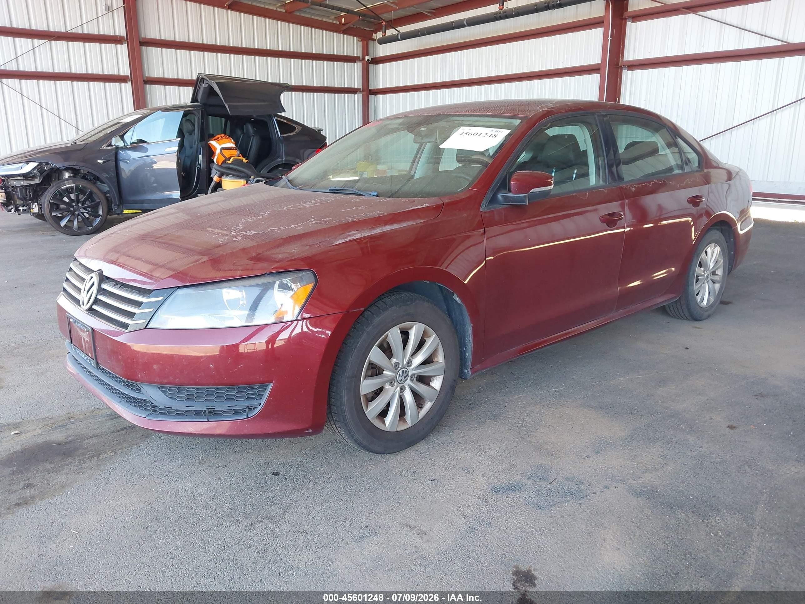 2015 Volkswagen Passat 1.8t Wolfsburg Edition Maroon vin: 1VWAT7A3XFC034870