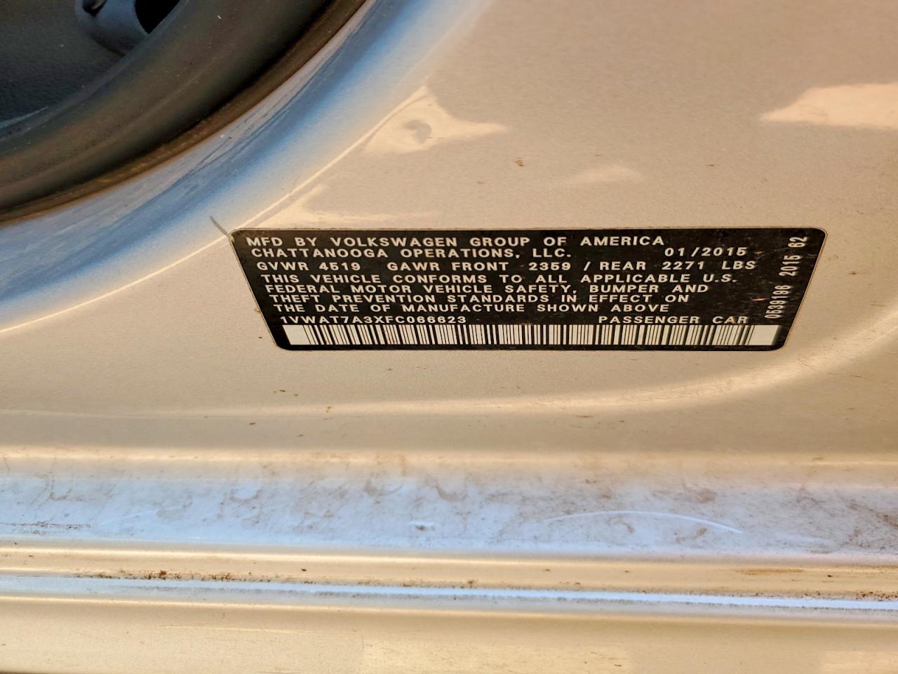 2015 Volkswagen Passat Silver vin: 1VWAT7A3XFC066623