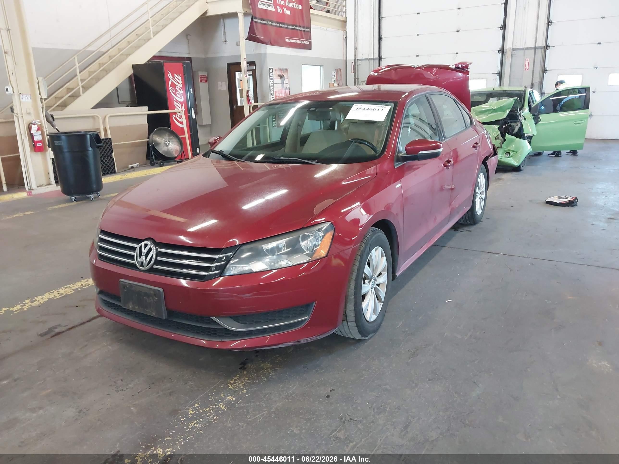 2015 Volkswagen Passat 1.8t Wolfsburg Edition Burgundy vin: 1VWAT7A3XFC072583