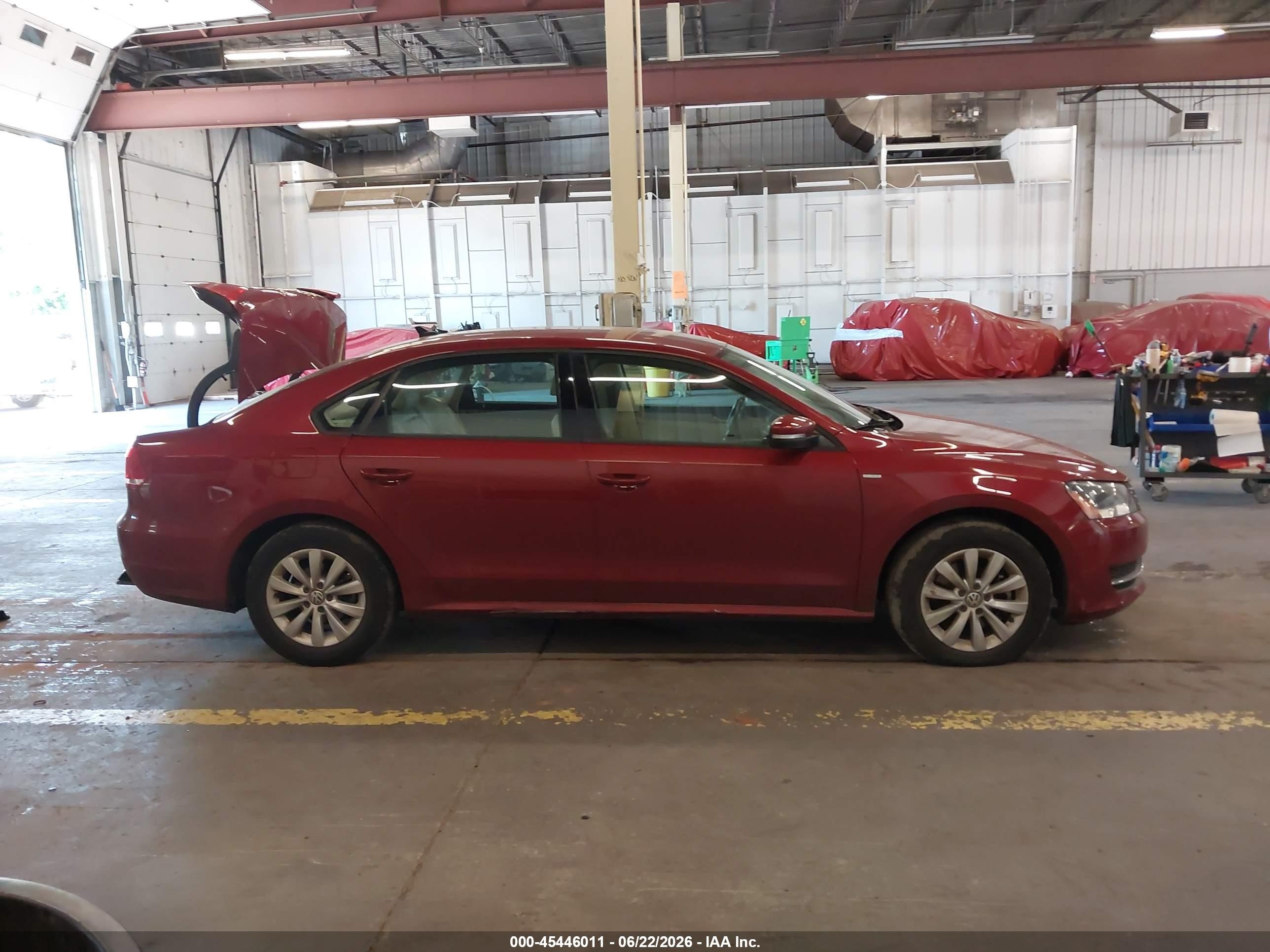 2015 Volkswagen Passat 1.8t Wolfsburg Edition Burgundy vin: 1VWAT7A3XFC072583