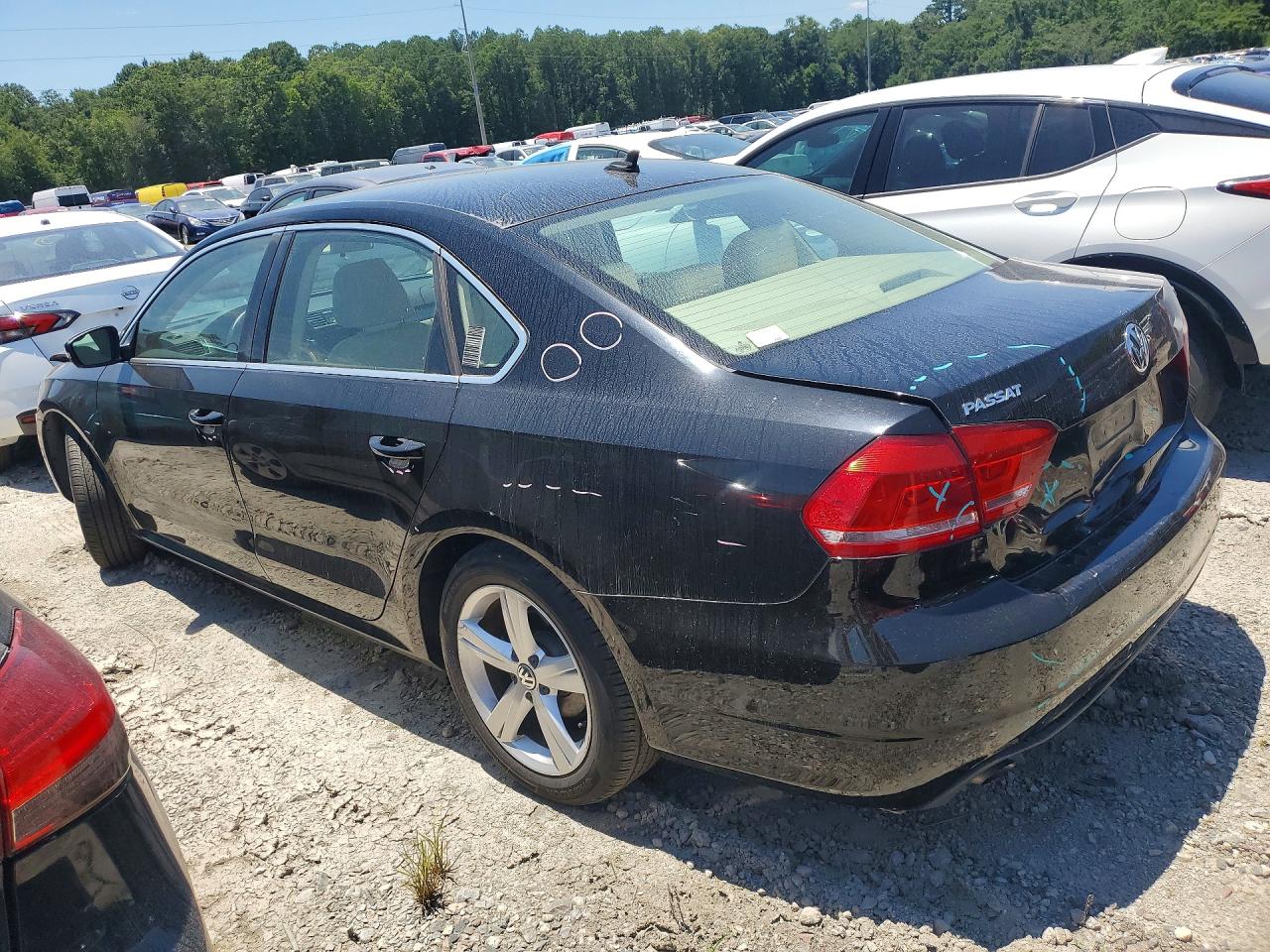 2015 Volkswagen Passat S Black vin: 1VWAT7A3XFC094468