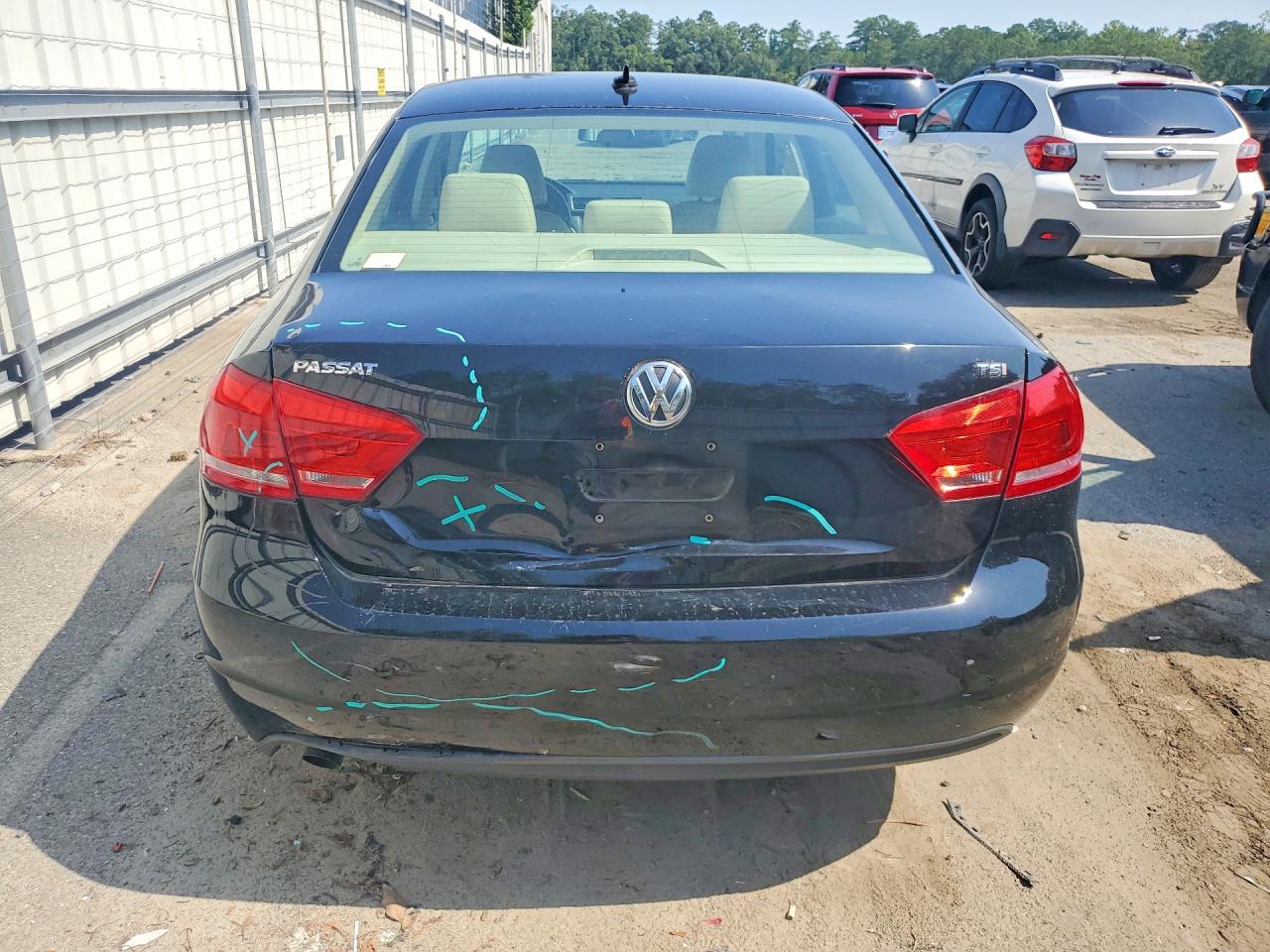 2015 Volkswagen Passat S Black vin: 1VWAT7A3XFC094468