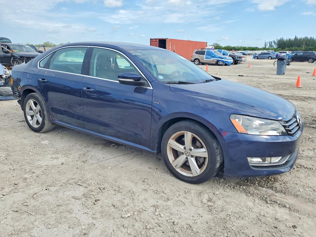 2015 Volkswagen Passat S Blue vin: 1VWAT7A3XFC096060