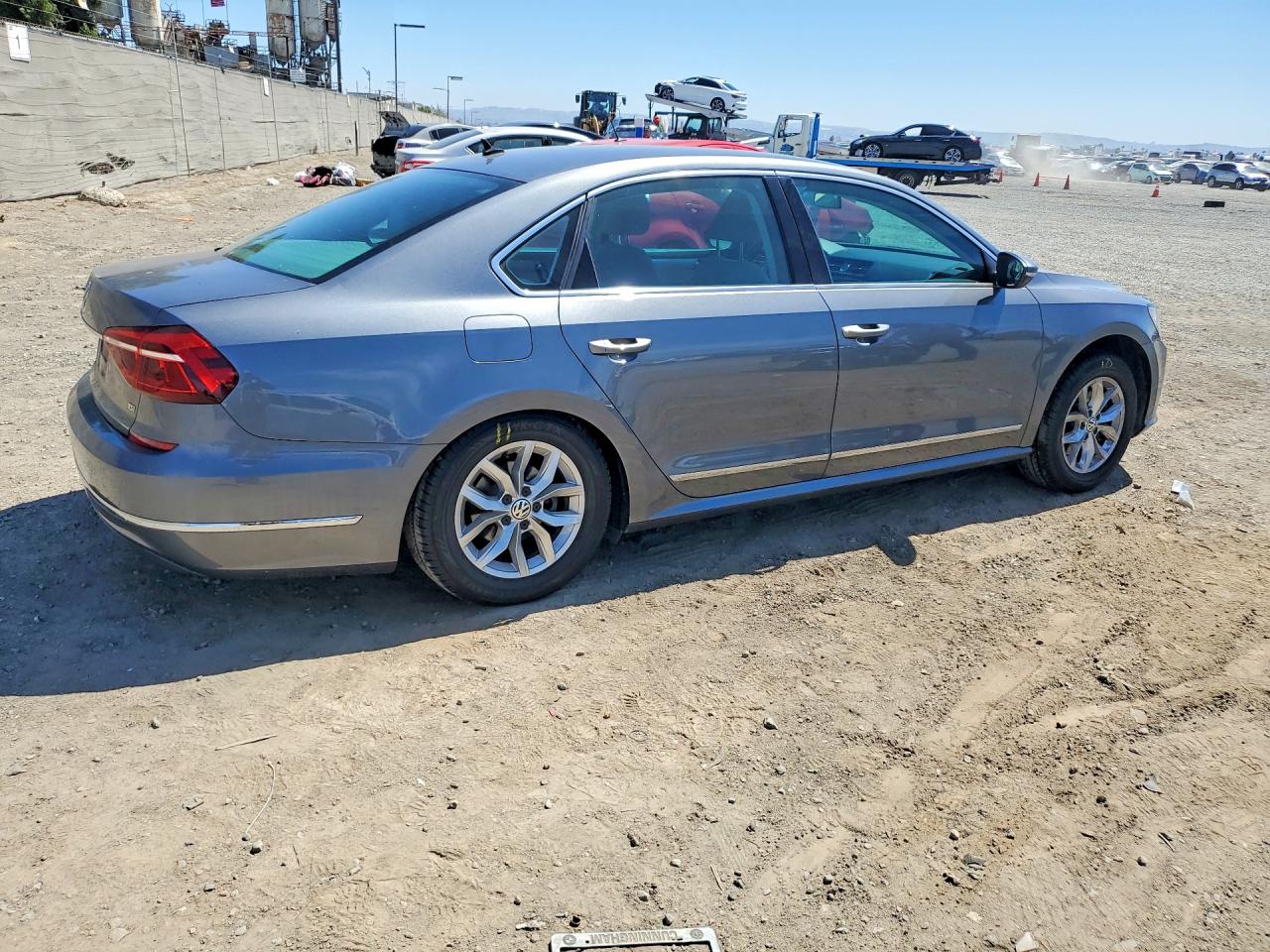 2017 Volkswagen Passat S Серый vin: 1VWAT7A3XHC080699