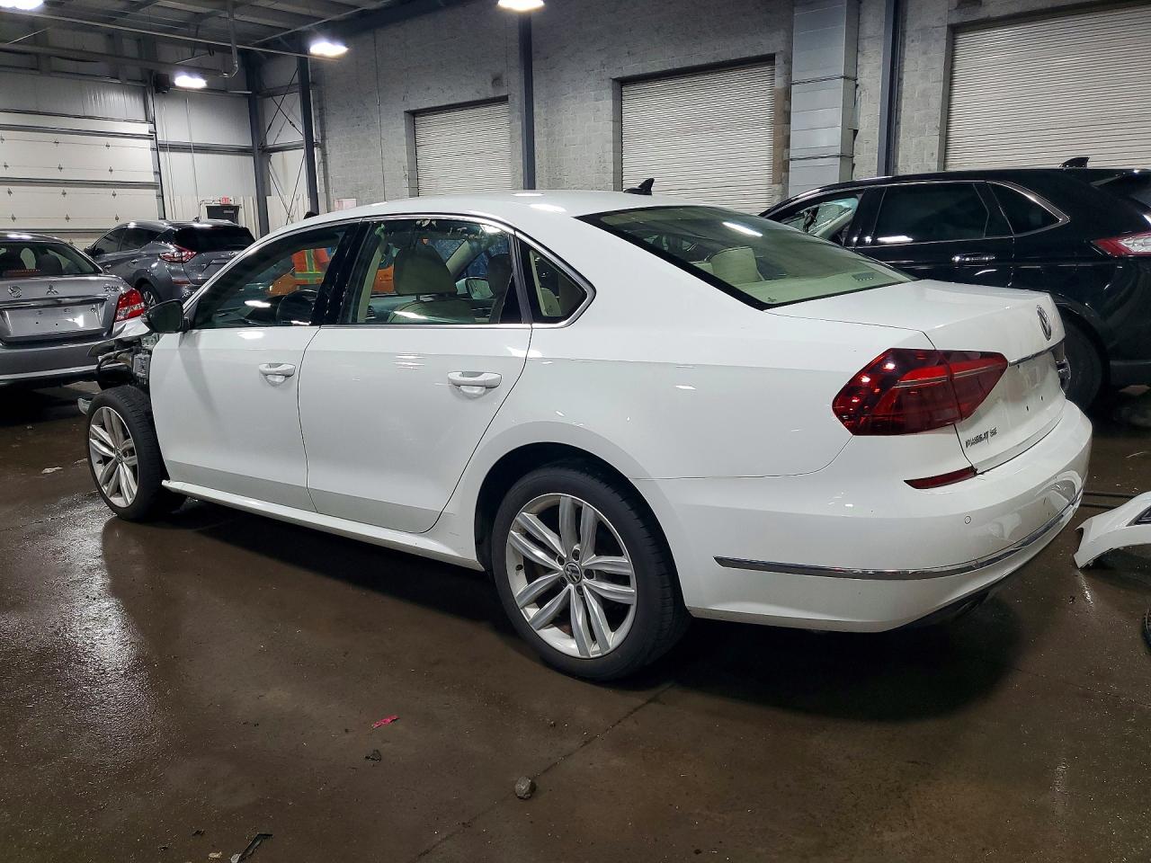 2018 Volkswagen Passat Se White vin: 1VWBA7A31JC001730