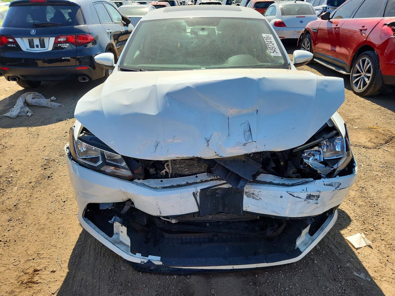 2018 Volkswagen Passat Se White vin: 1VWBA7A31JC024425