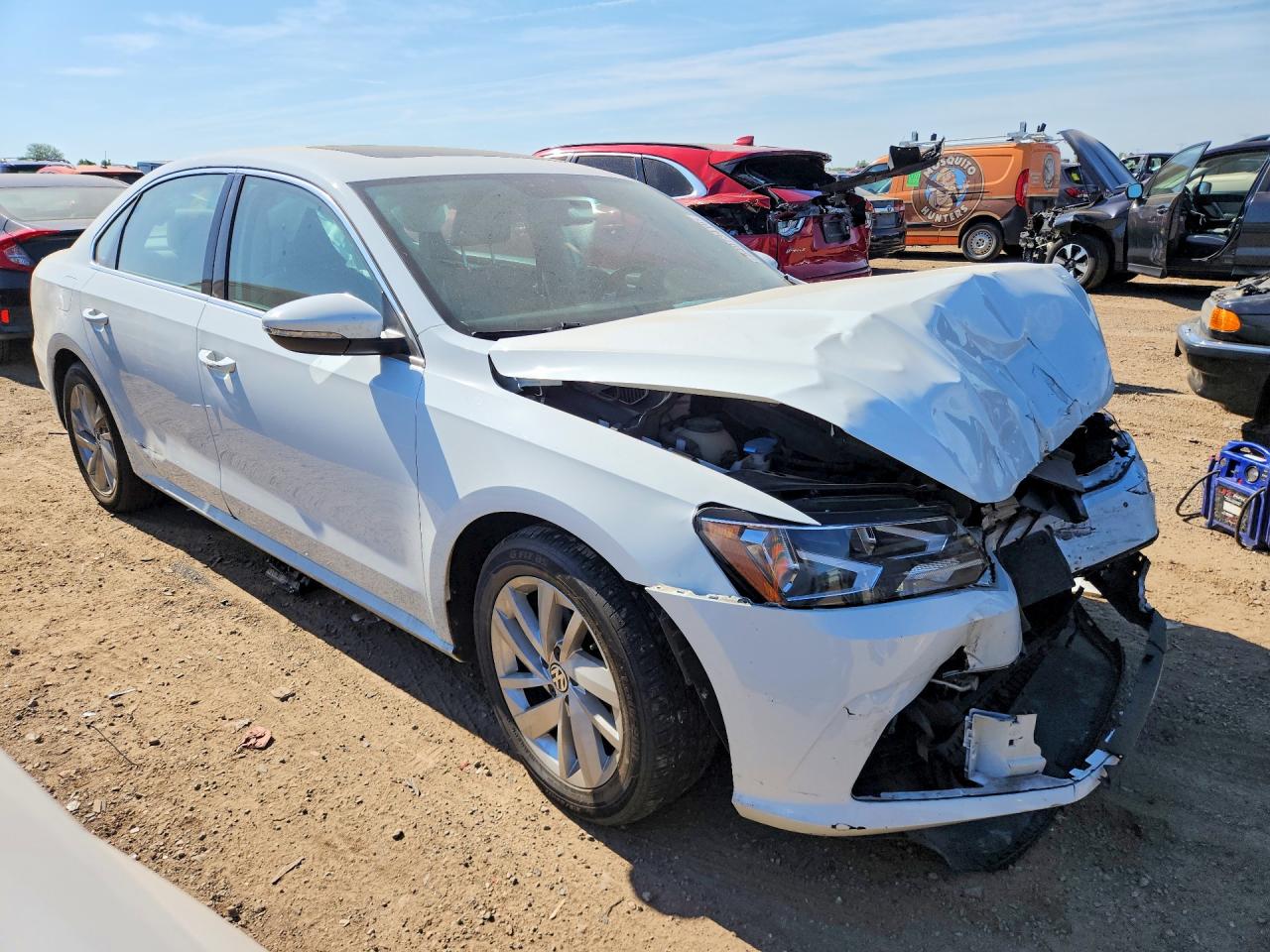 2018 Volkswagen Passat Se White vin: 1VWBA7A31JC024425