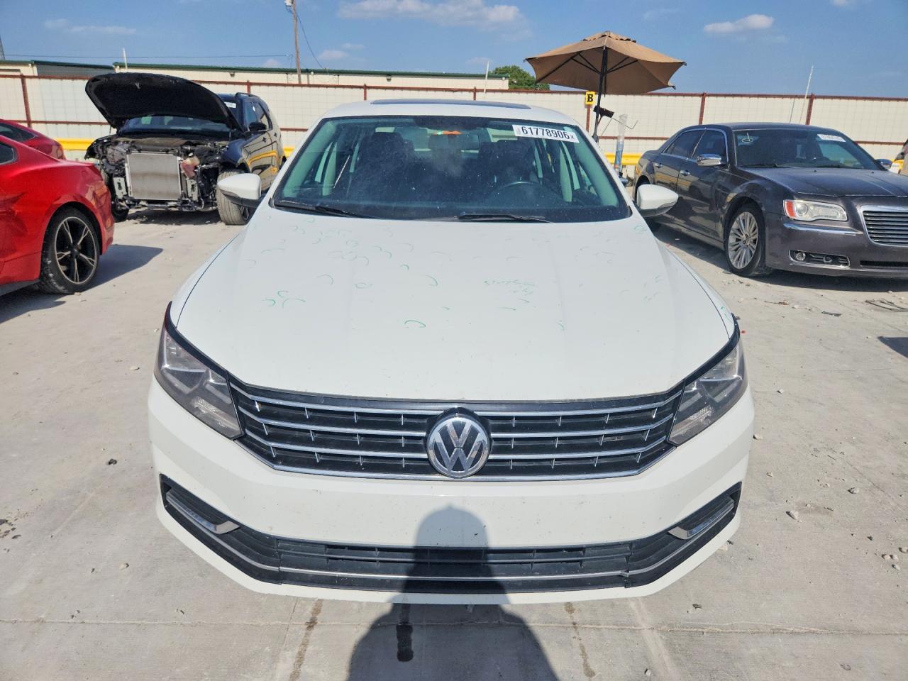 2018 Volkswagen Passat Se White vin: 1VWBA7A32JC006158