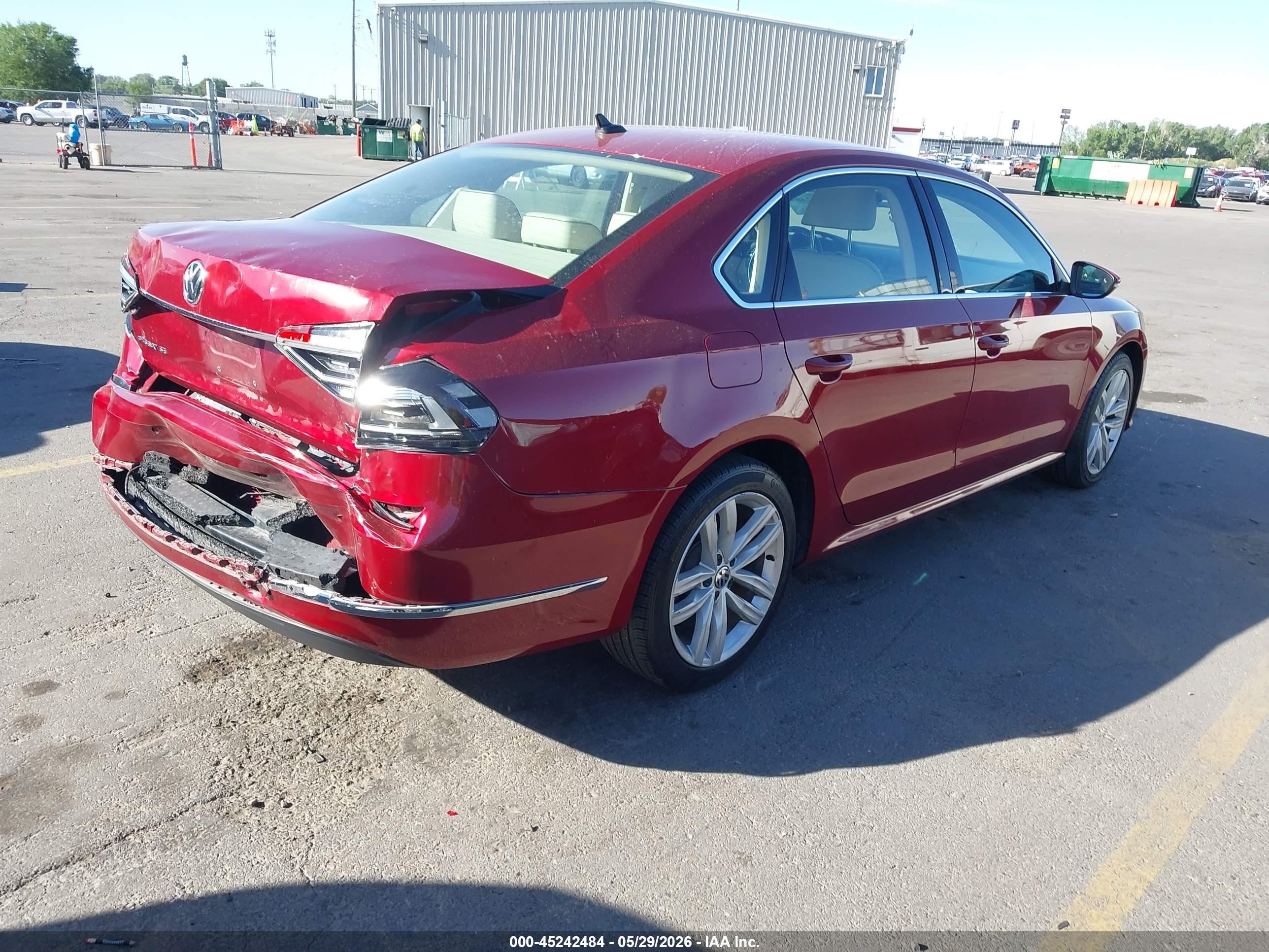 2018 Volkswagen Passat 2.0t Se Red vin: 1VWBA7A36JC001089