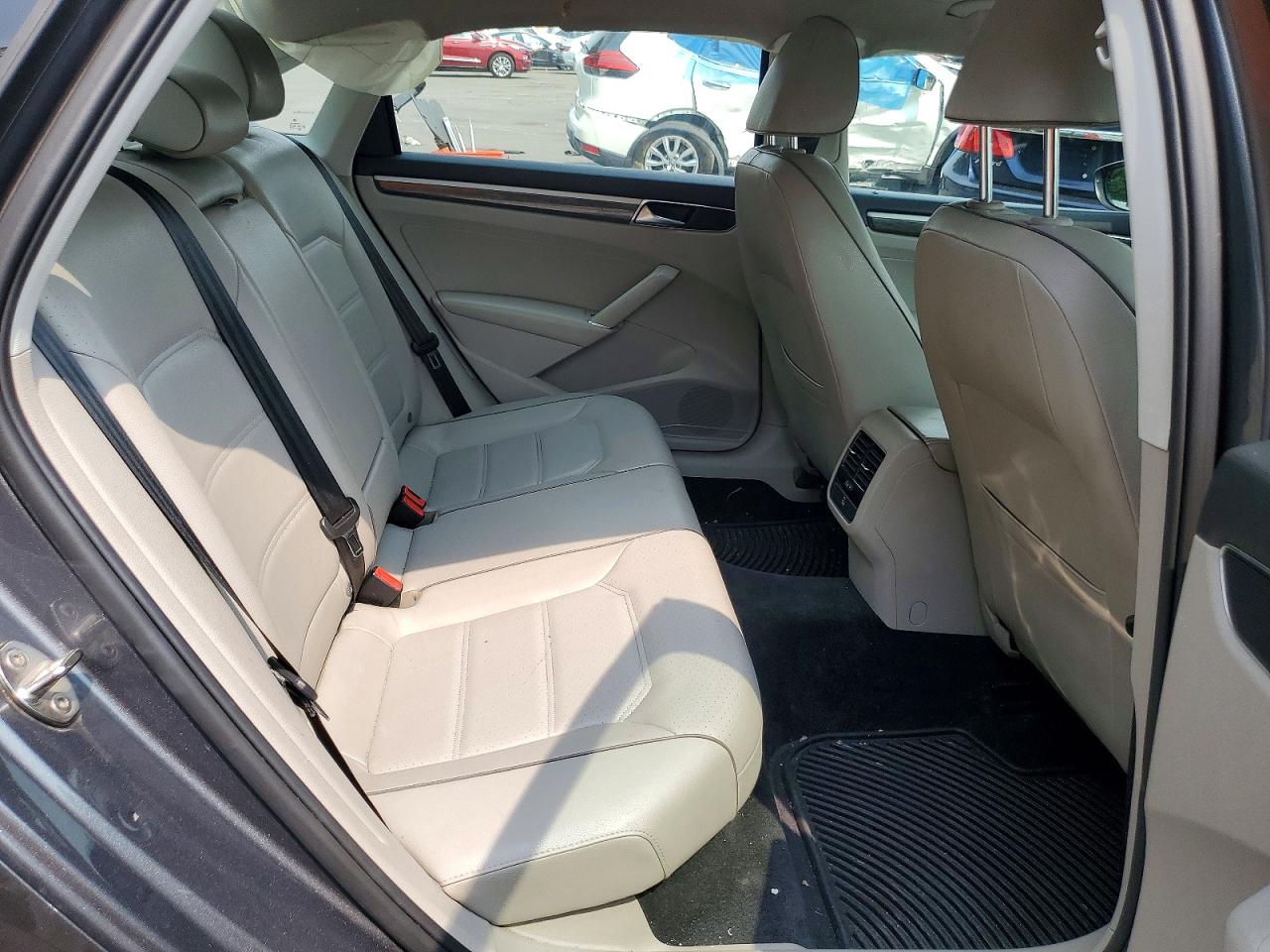 2018 Volkswagen Passat Se Серый vin: 1VWBA7A3XJC044124