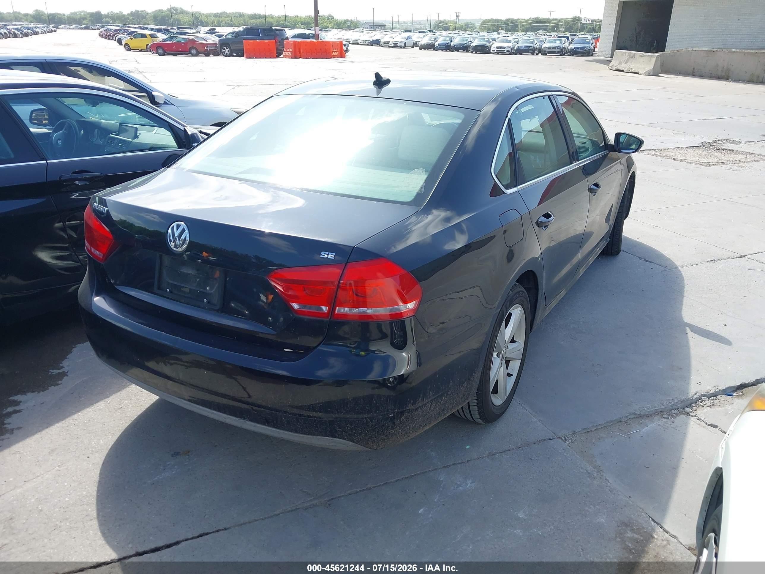 2012 Volkswagen Passat 2.5l Se Черный vin: 1VWBH7A30CC018937