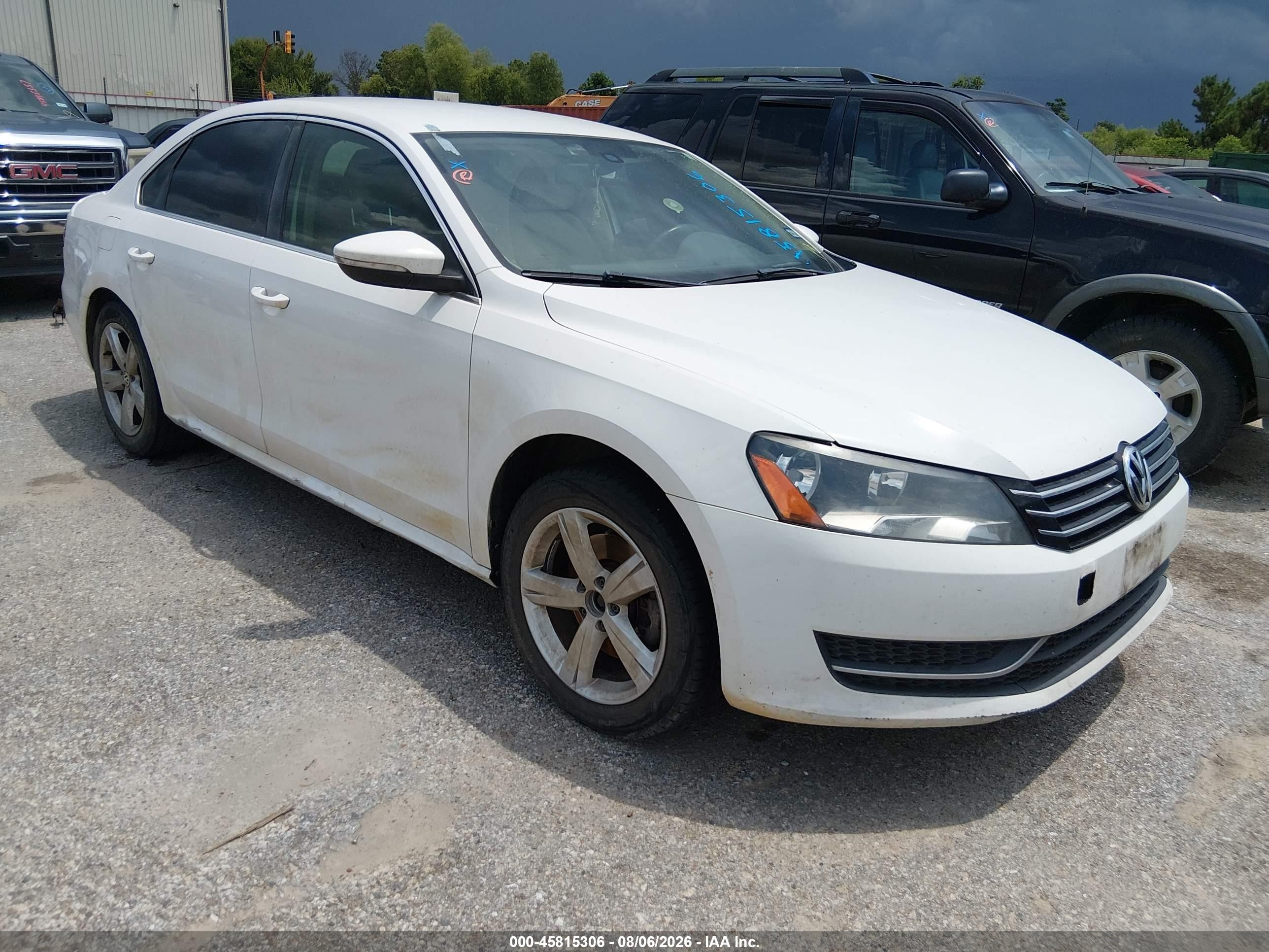 2012 Volkswagen Passat 2.5l Se White vin: 1VWBH7A30CC084954