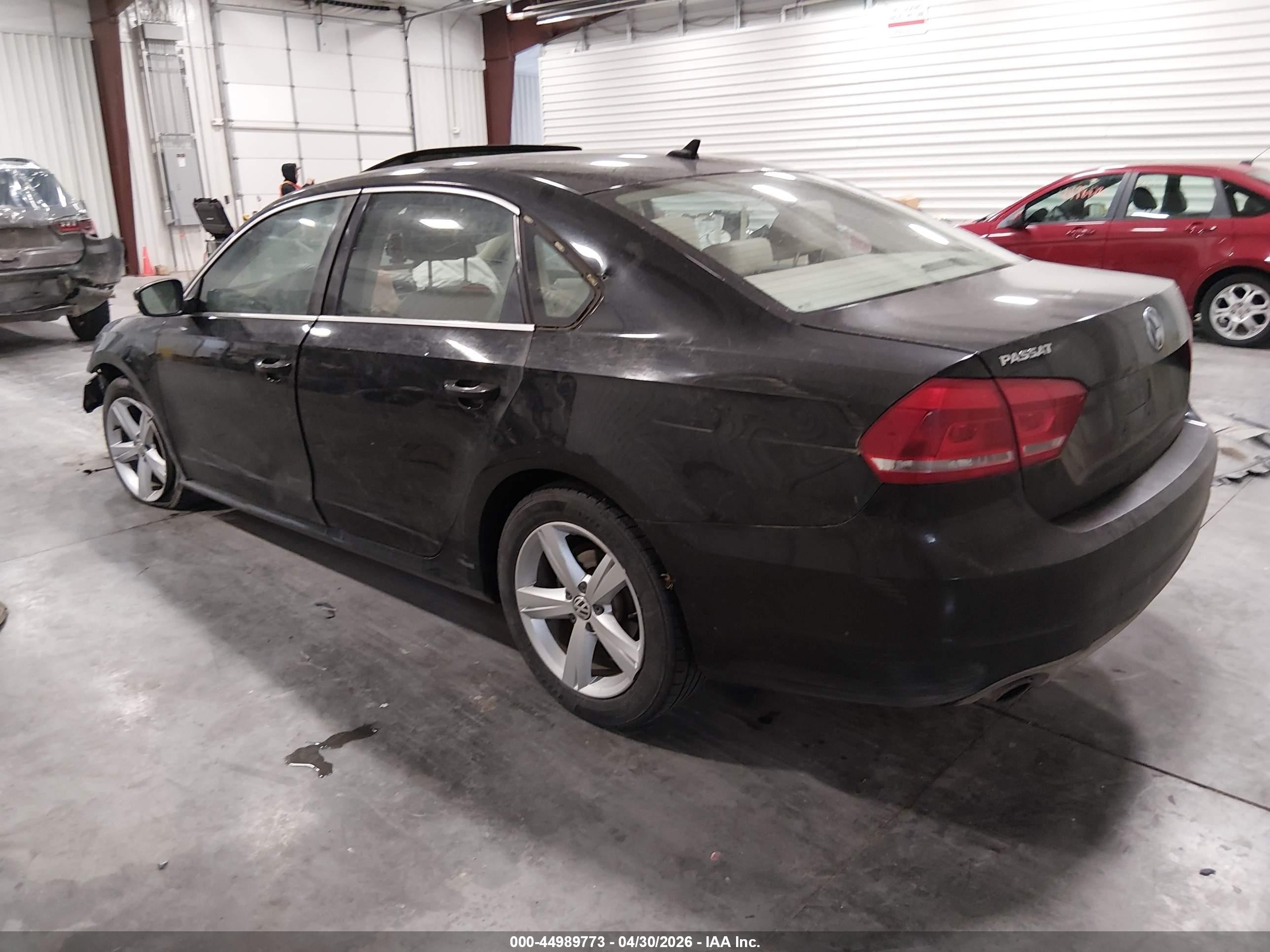 2013 Volkswagen Passat 2.5l Se Черный vin: 1VWBH7A30DC009303