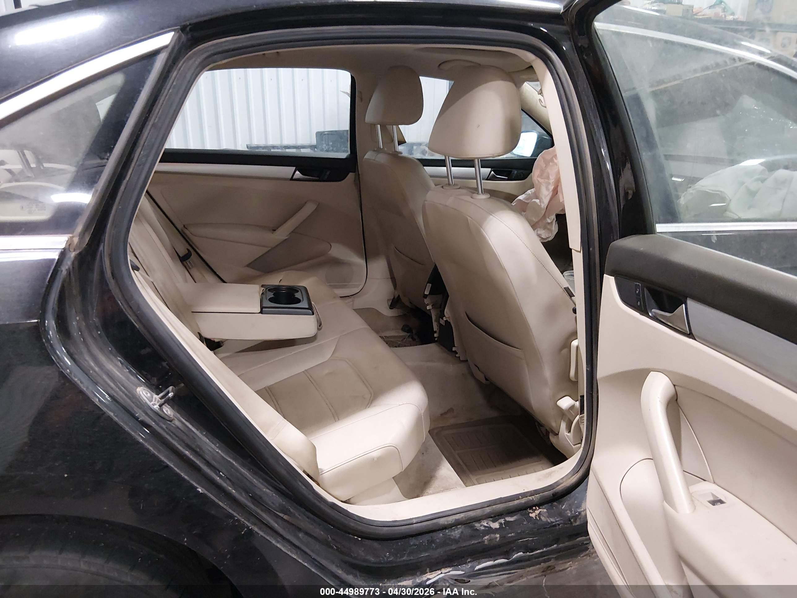 2013 Volkswagen Passat 2.5l Se Черный vin: 1VWBH7A30DC009303