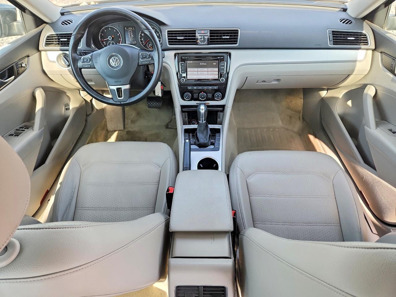 2013 Volkswagen Passat Se Gray vin: 1VWBH7A30DC028126
