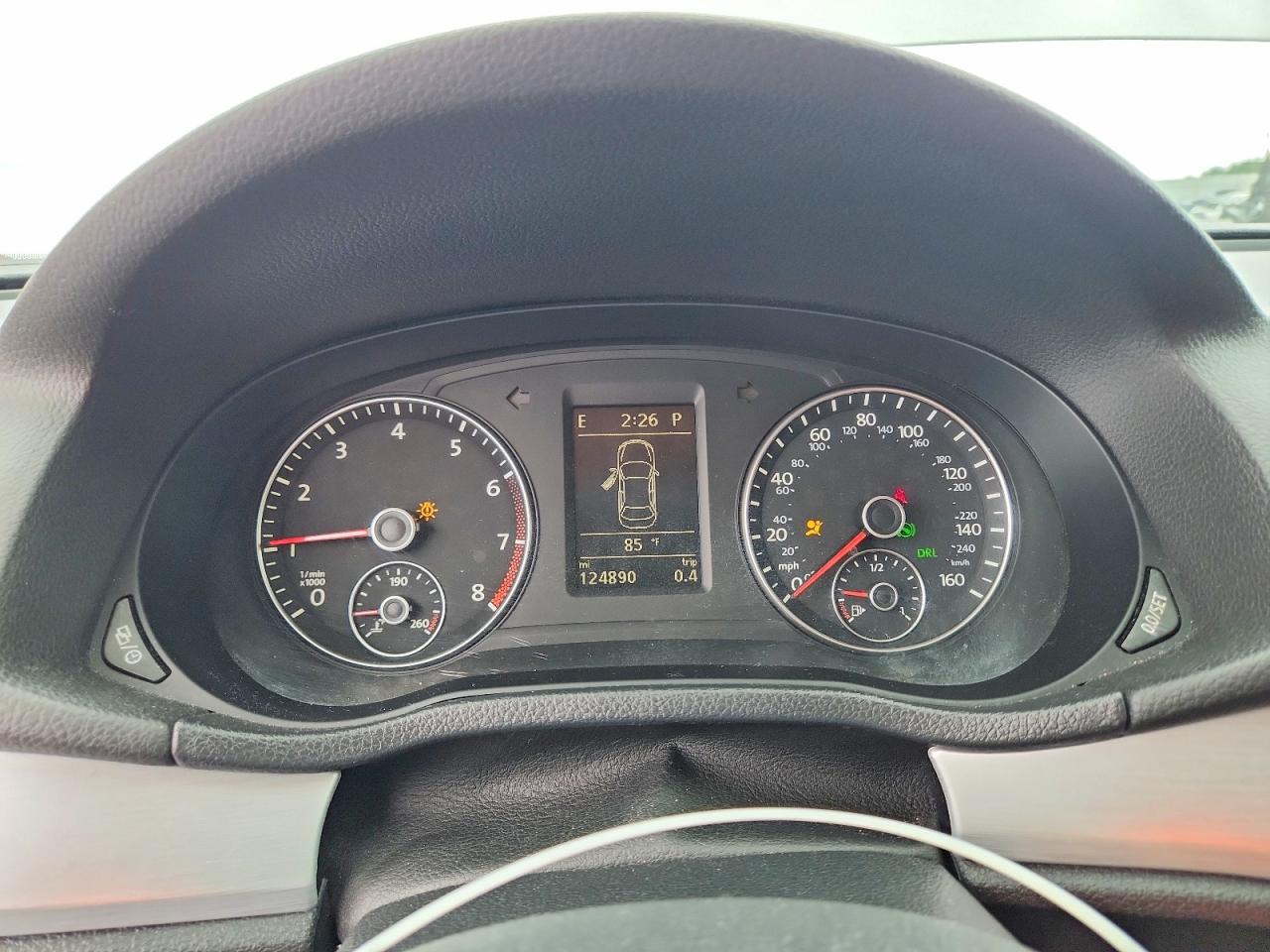 2013 Volkswagen Passat Se Серебряный vin: 1VWBH7A30DC050420