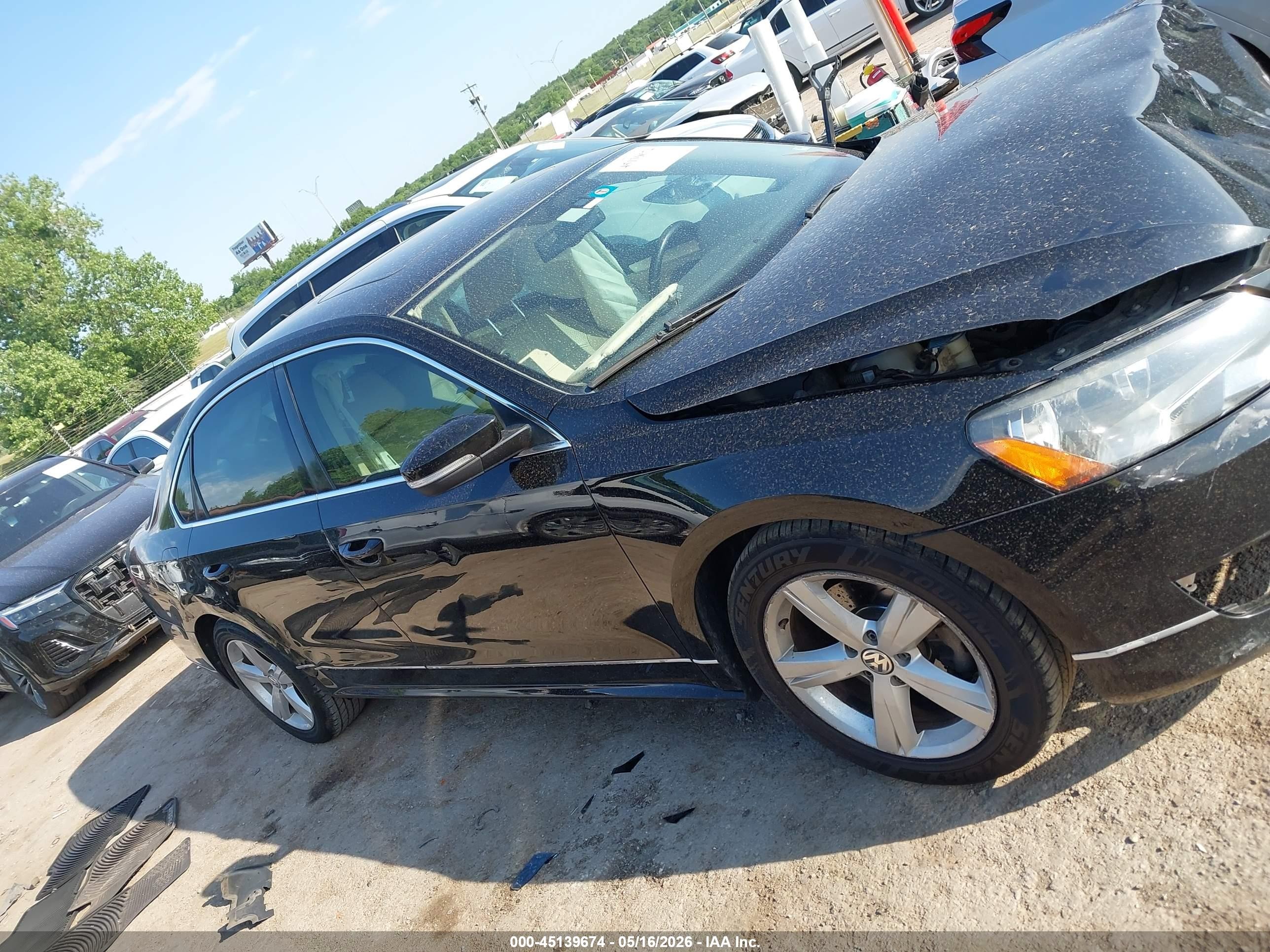 2013 Volkswagen Passat 2.5l Se Black vin: 1VWBH7A30DC145351
