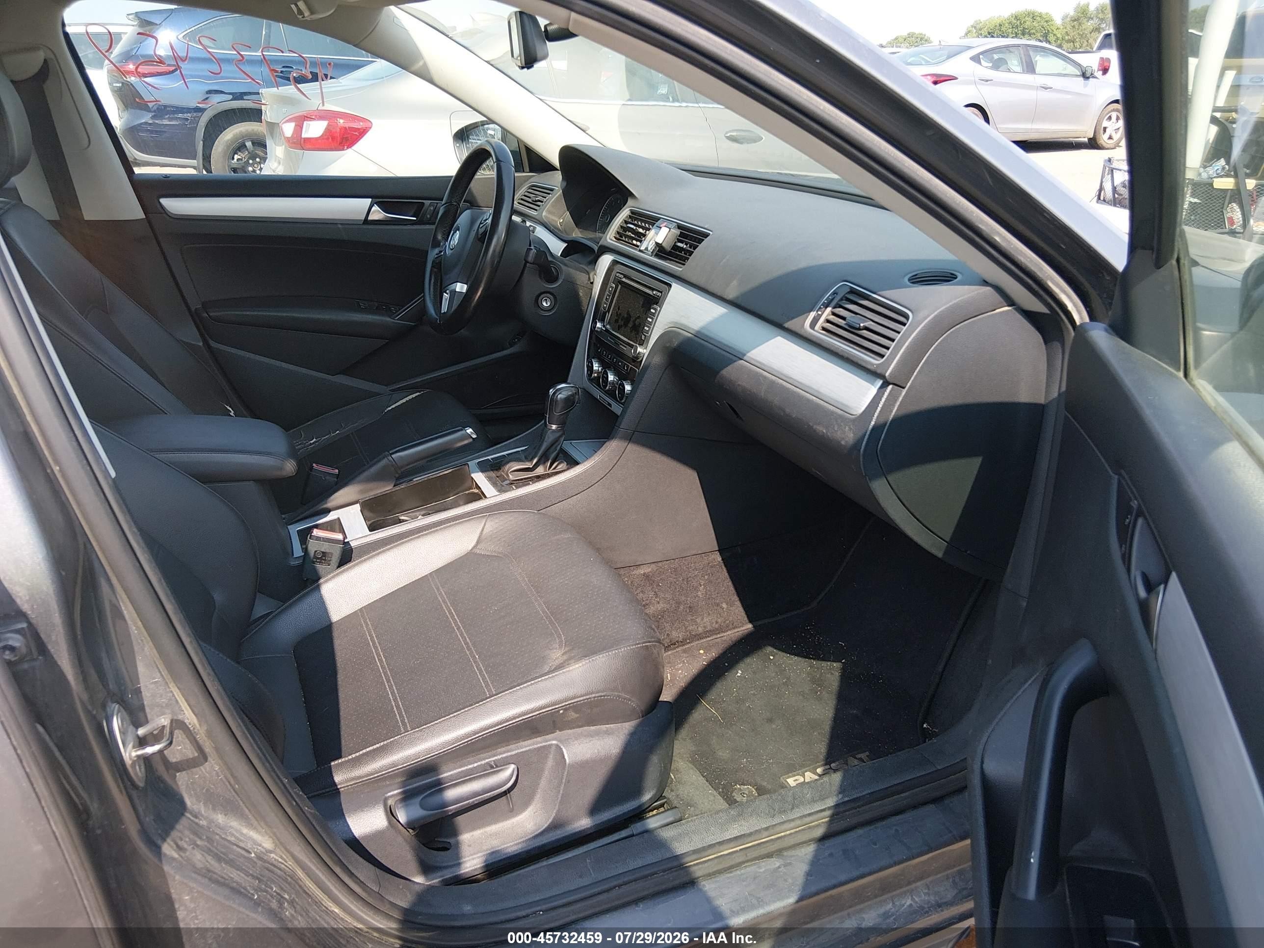 2012 Volkswagen Passat 2.5l Se Серый vin: 1VWBH7A31CC045371