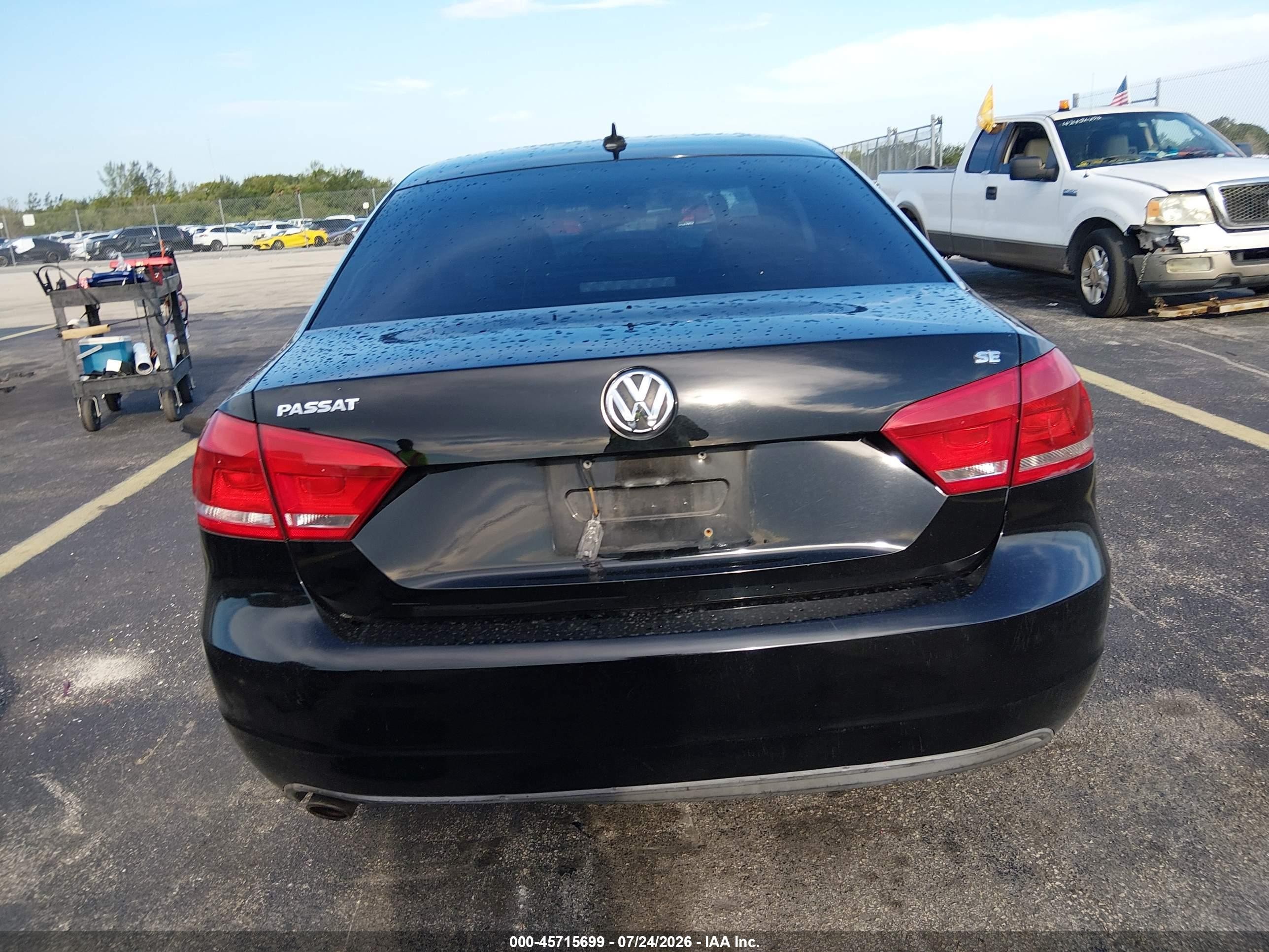 2012 Volkswagen Passat 2.5l Se Black vin: 1VWBH7A31CC050070
