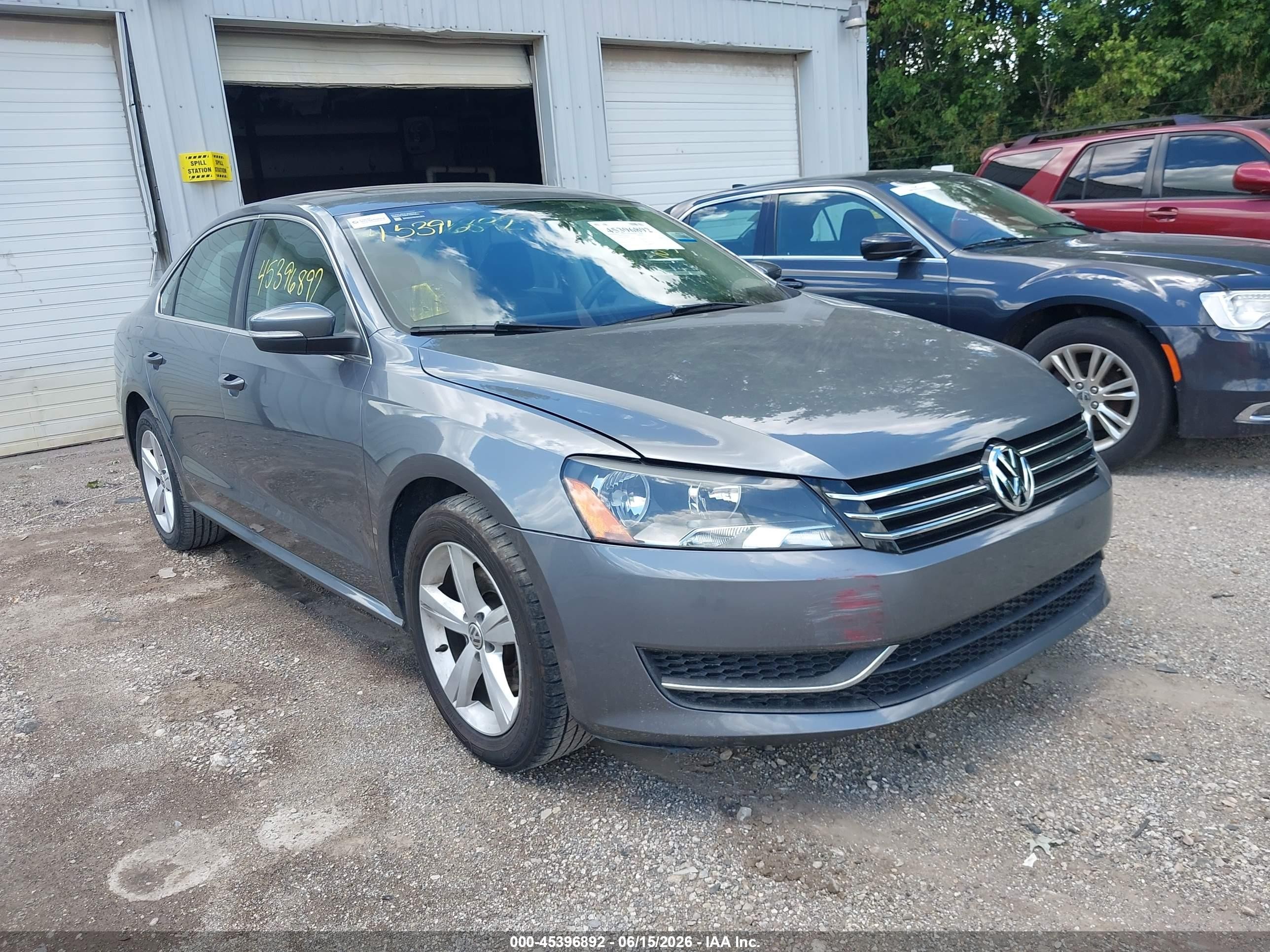 2013 Volkswagen Passat 2.5l Se Gray vin: 1VWBH7A31DC001887