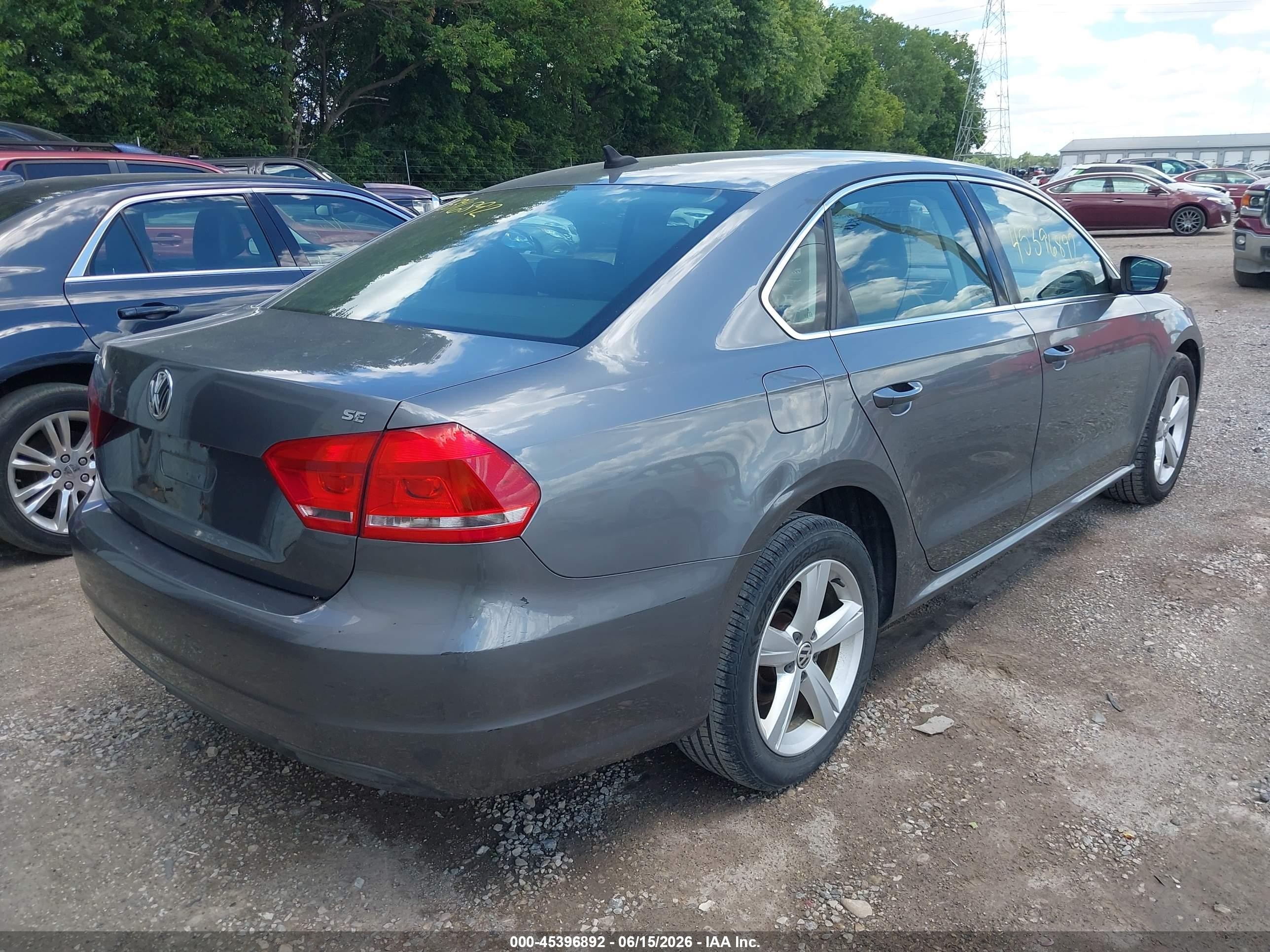 2013 Volkswagen Passat 2.5l Se Gray vin: 1VWBH7A31DC001887