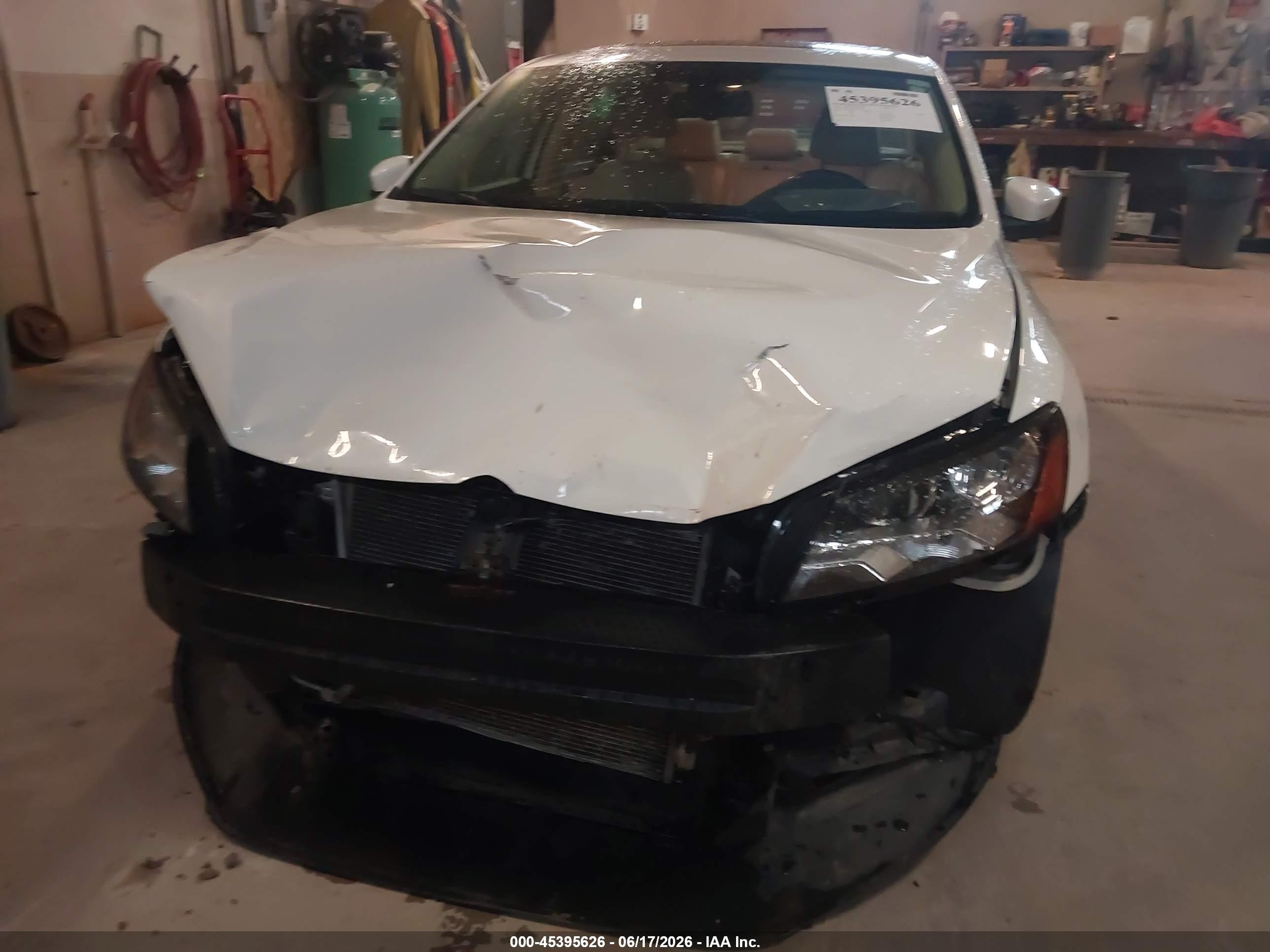 2012 Volkswagen Passat 2.5l Se White vin: 1VWBH7A32CC049946