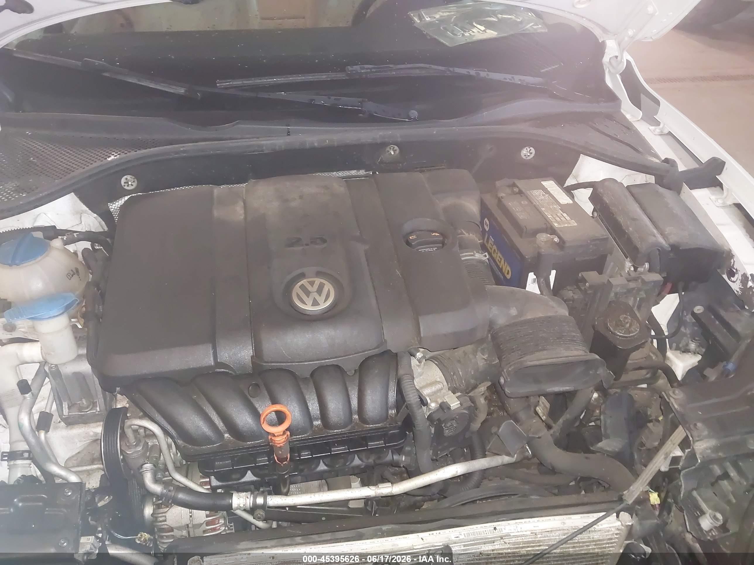 2012 Volkswagen Passat 2.5l Se White vin: 1VWBH7A32CC049946