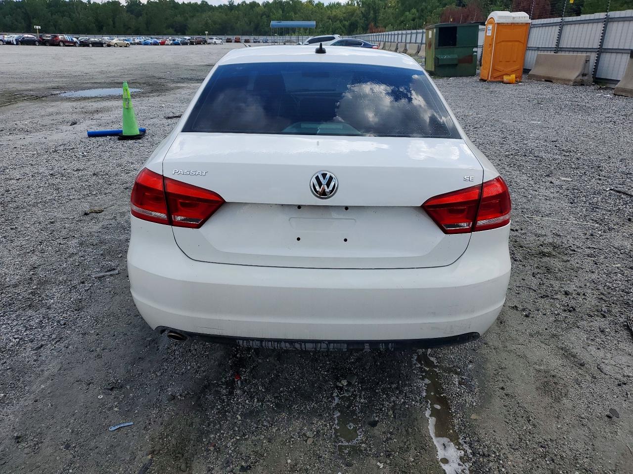 2012 Volkswagen Passat Se Белый vin: 1VWBH7A32CC060672
