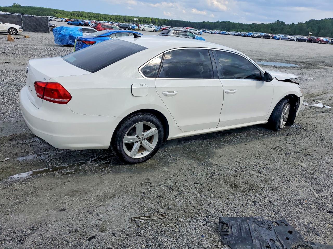 2012 Volkswagen Passat Se Белый vin: 1VWBH7A32CC060672