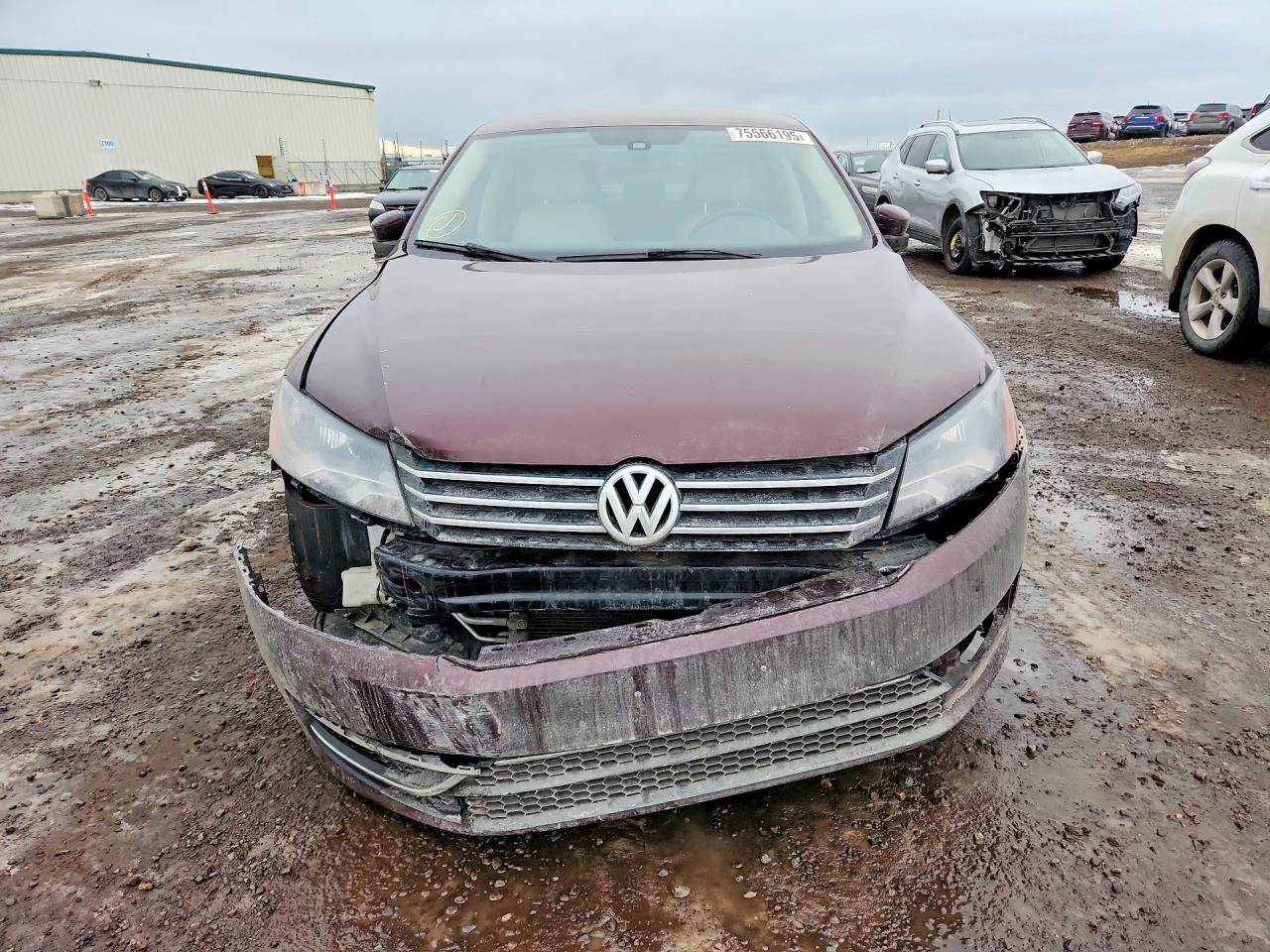2013 Volkswagen Passat Se Maroon vin: 1VWBH7A32DC027074