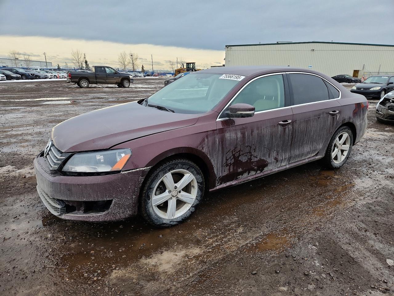 2013 Volkswagen Passat Se Maroon vin: 1VWBH7A32DC027074