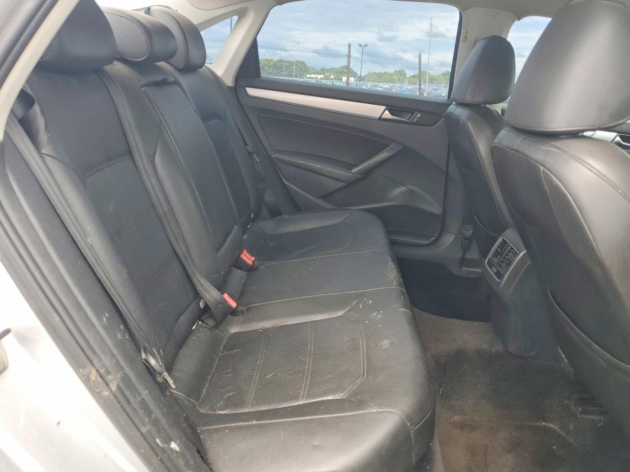 2013 Volkswagen Passat Se Silver vin: 1VWBH7A32DC072970