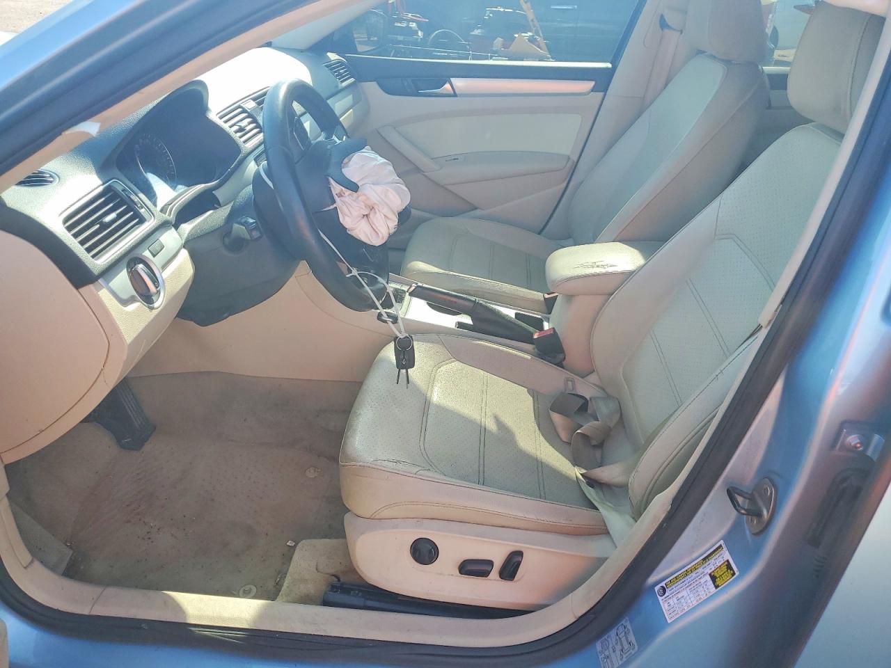2013 Volkswagen Passat Se Синий vin: 1VWBH7A32DC107698