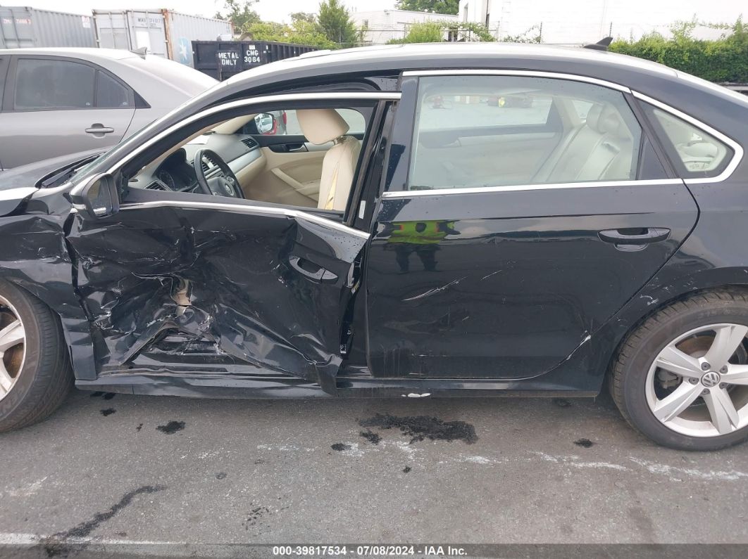 2013 Volkswagen Passat 2.5l Se Black vin: 1VWBH7A32DC116675