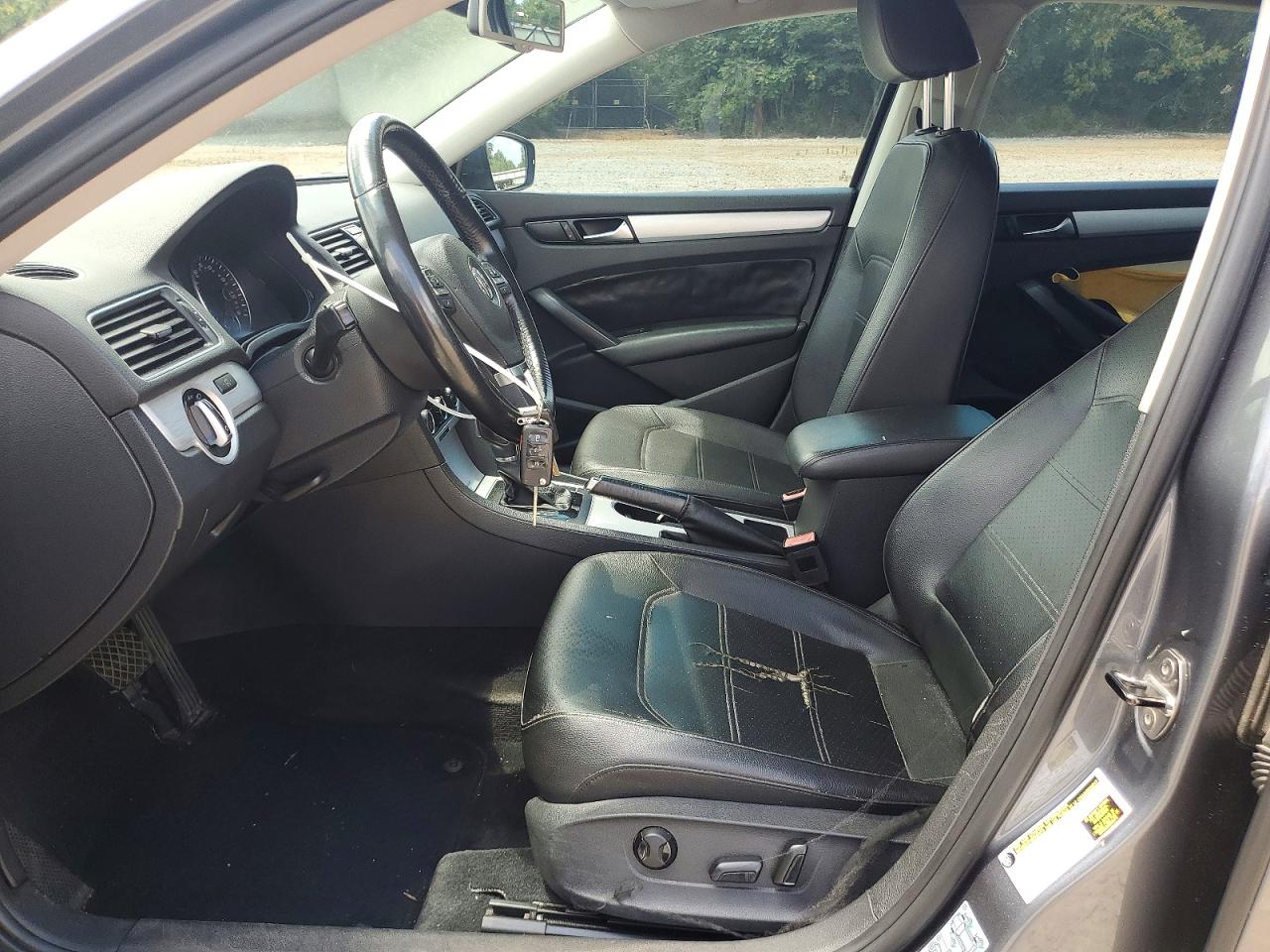 2013 Volkswagen Passat Se Gray vin: 1VWBH7A32DC125179