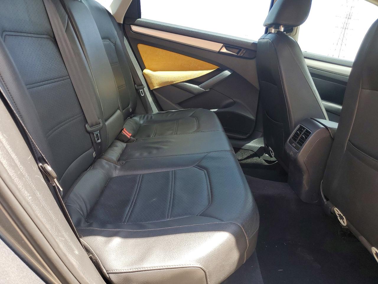 2013 Volkswagen Passat Se Gray vin: 1VWBH7A32DC125179