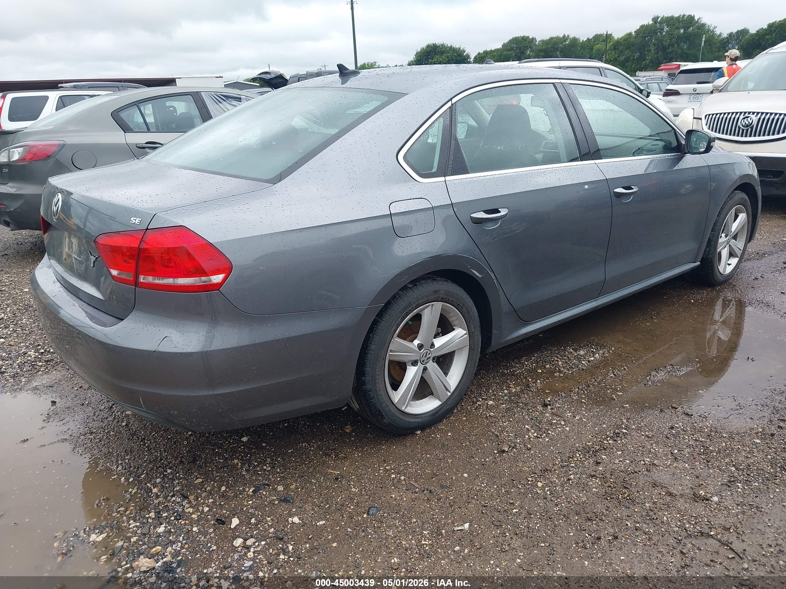 2013 Volkswagen Passat 2.5l Se Gray vin: 1VWBH7A32DC148686