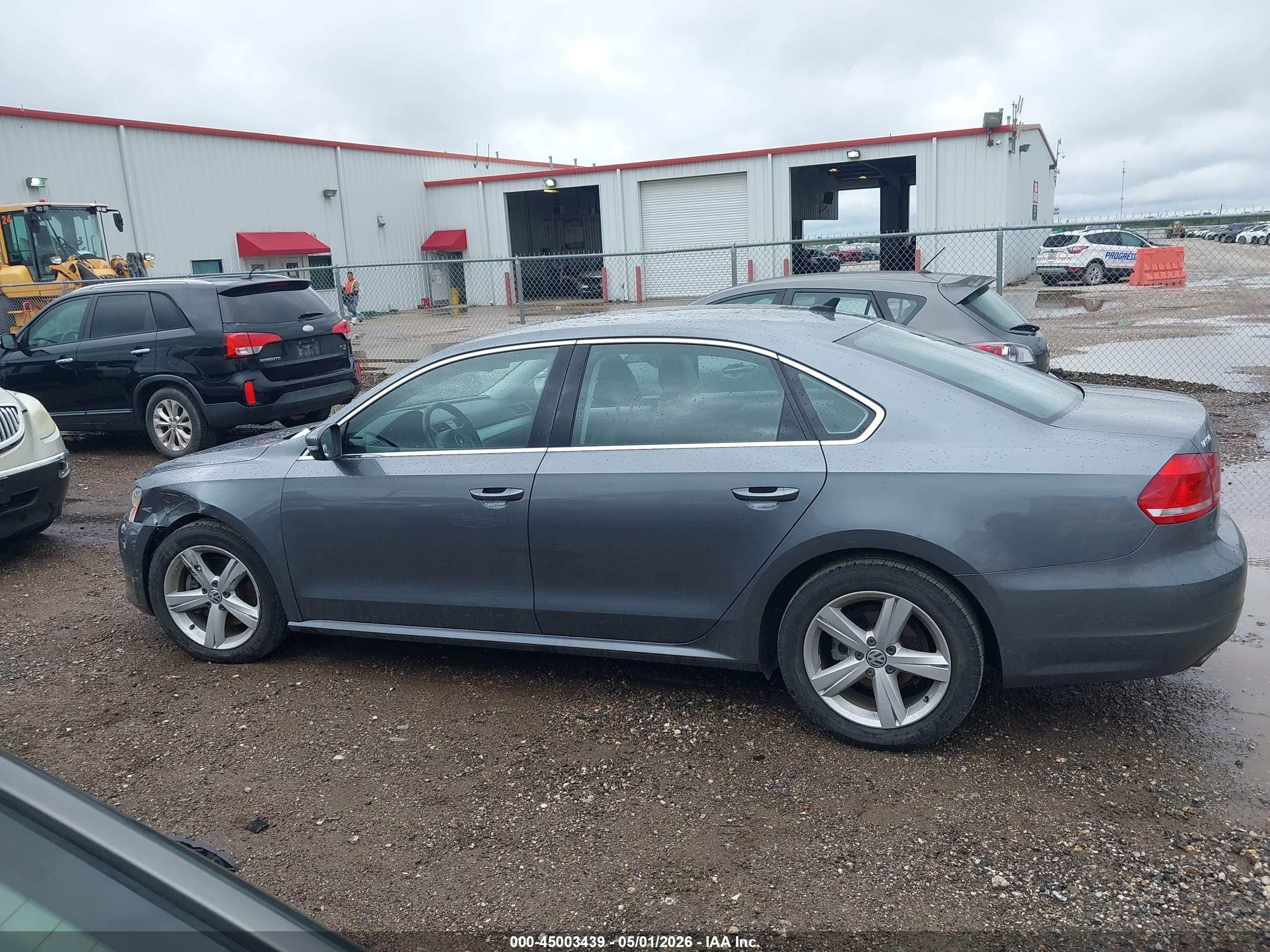 2013 Volkswagen Passat 2.5l Se Gray vin: 1VWBH7A32DC148686