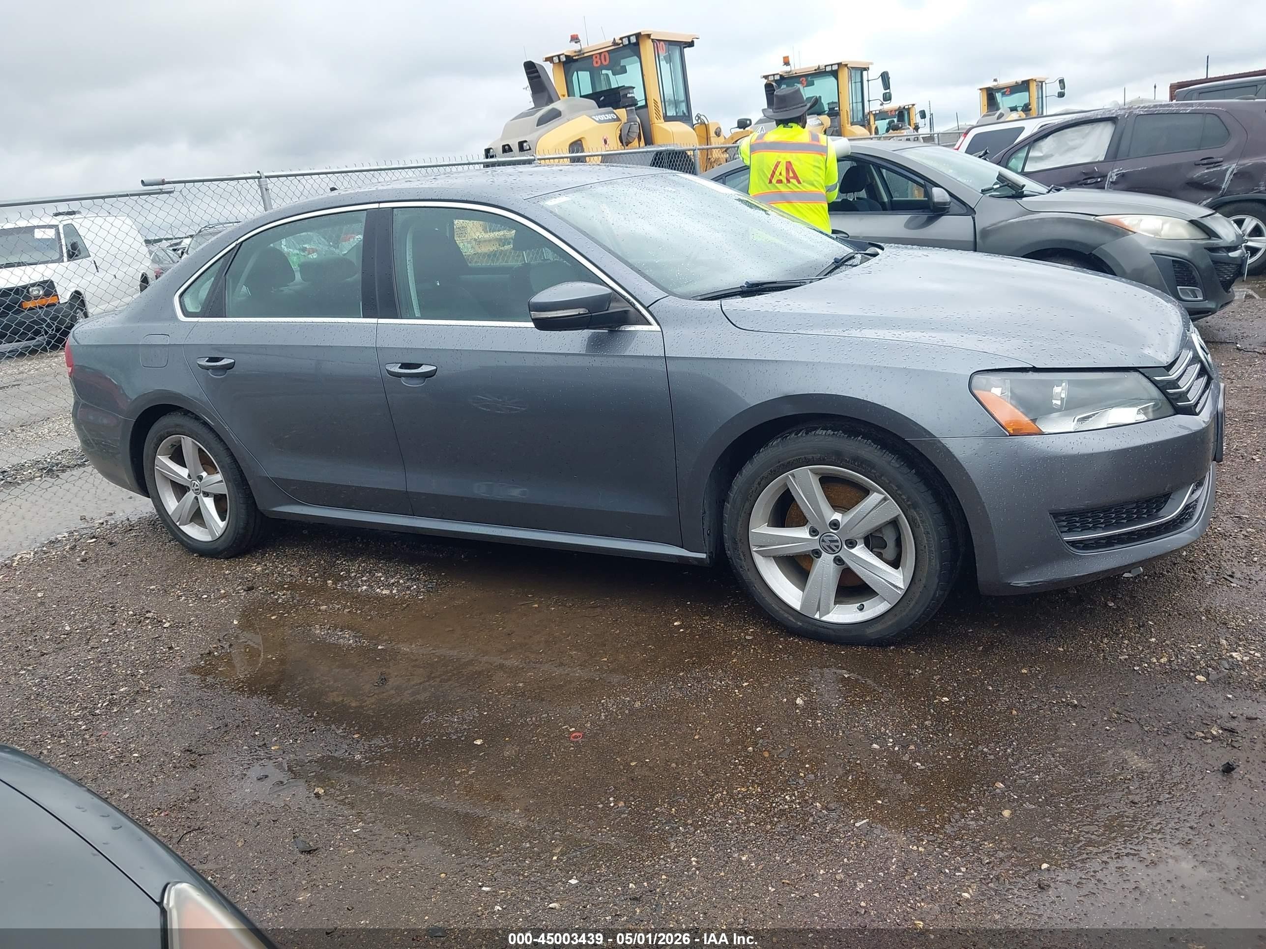 2013 Volkswagen Passat 2.5l Se Gray vin: 1VWBH7A32DC148686